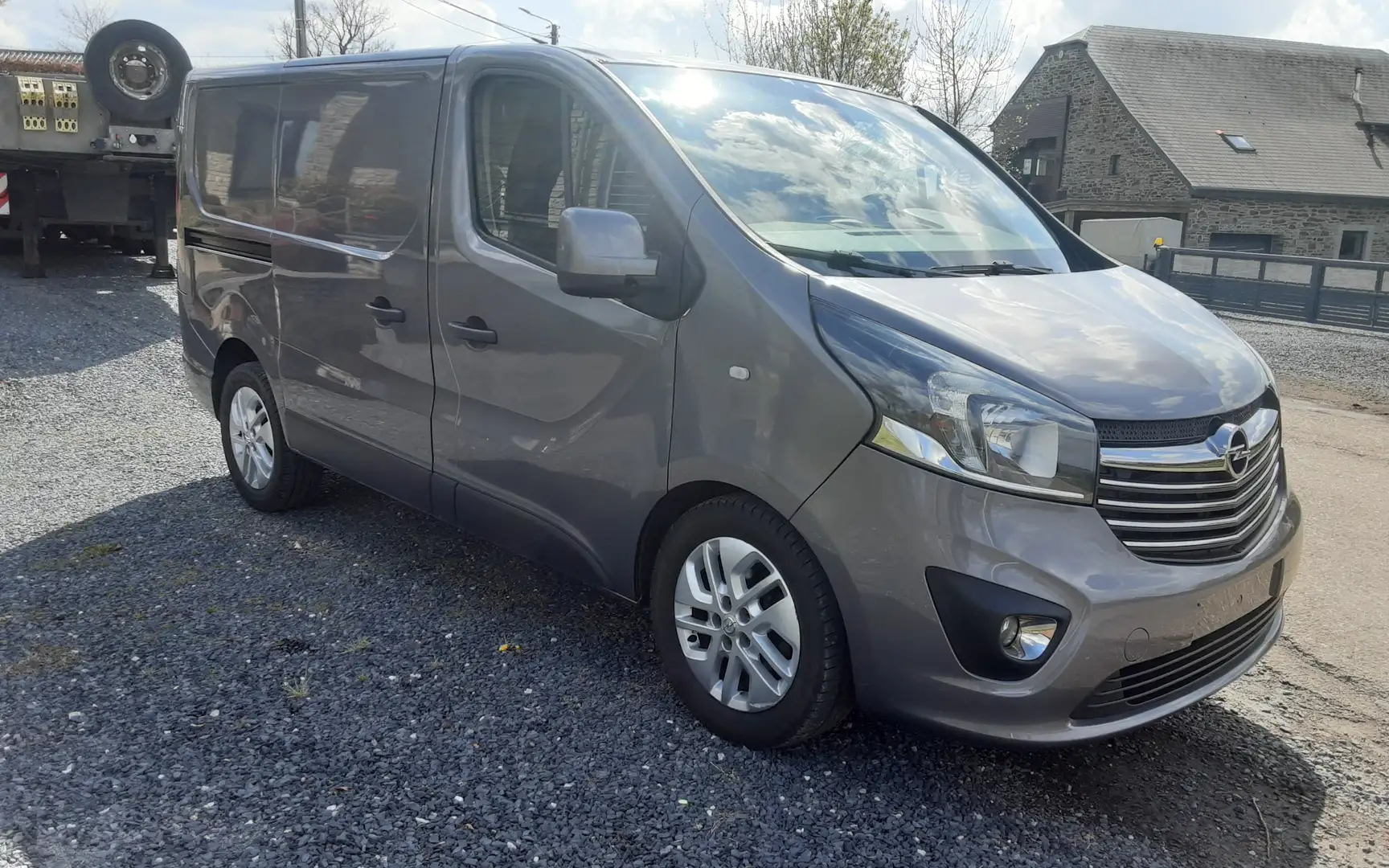 Opel Vivaro vivaro-B Grijs - 1