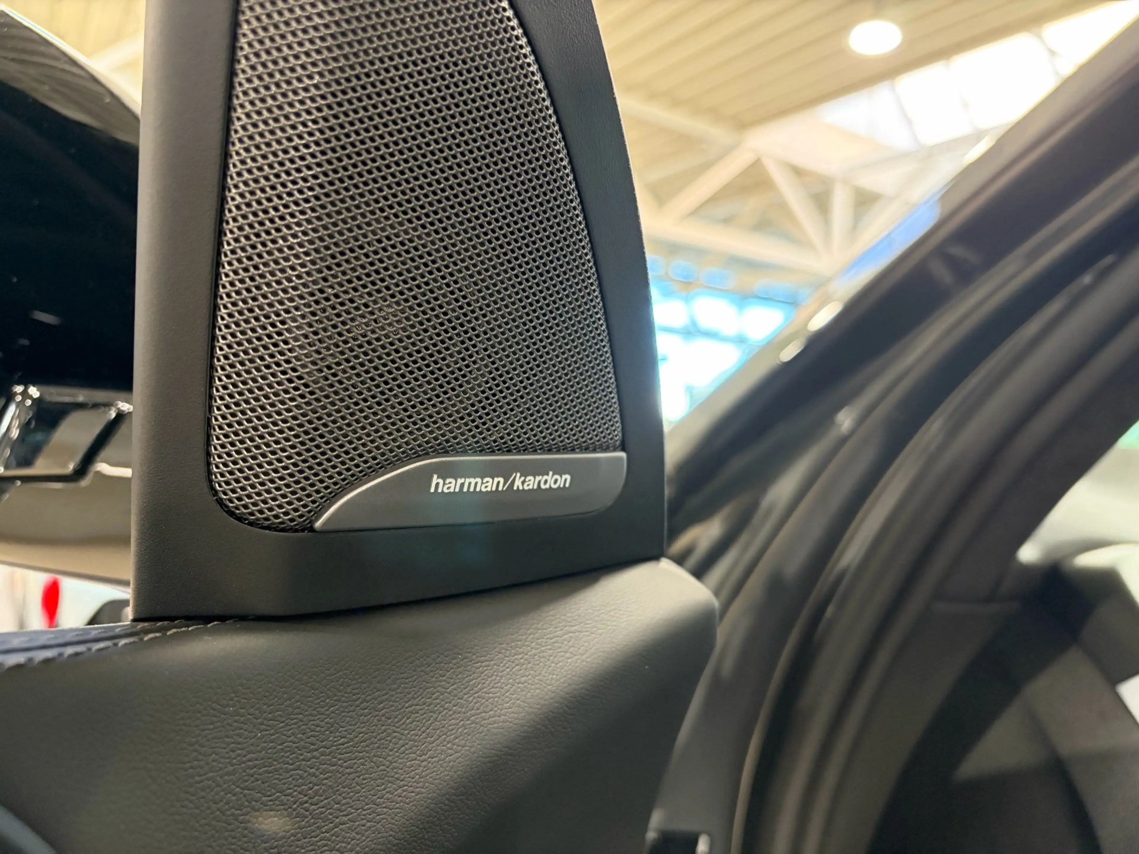 BMW X7 xDrive40d M SportPro 22"H&K SkyLounge 360° Driving — photo 6