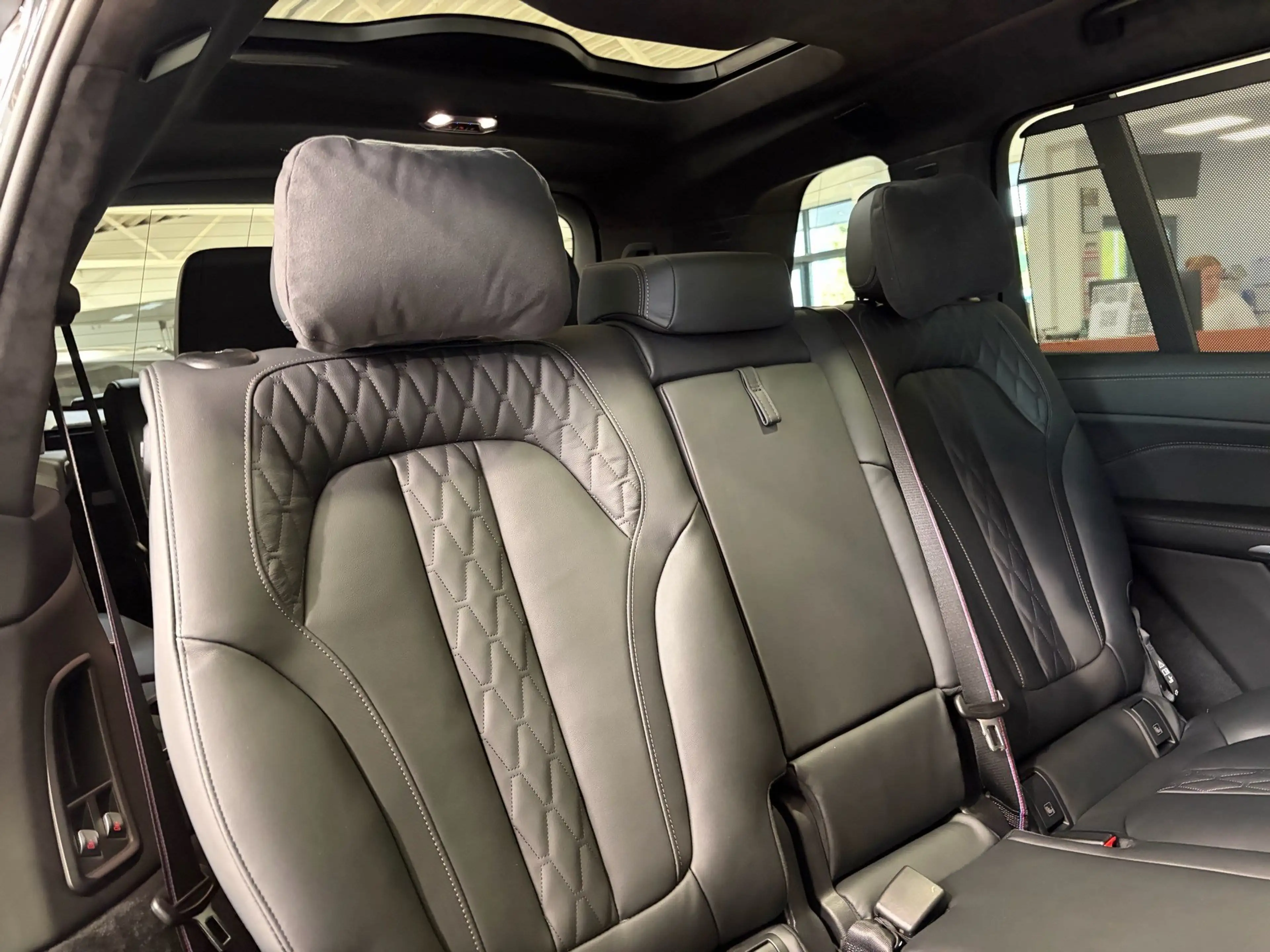 BMW X7 xDrive40d M SportPro 22"H&K SkyLounge 360° Driving — photo 21