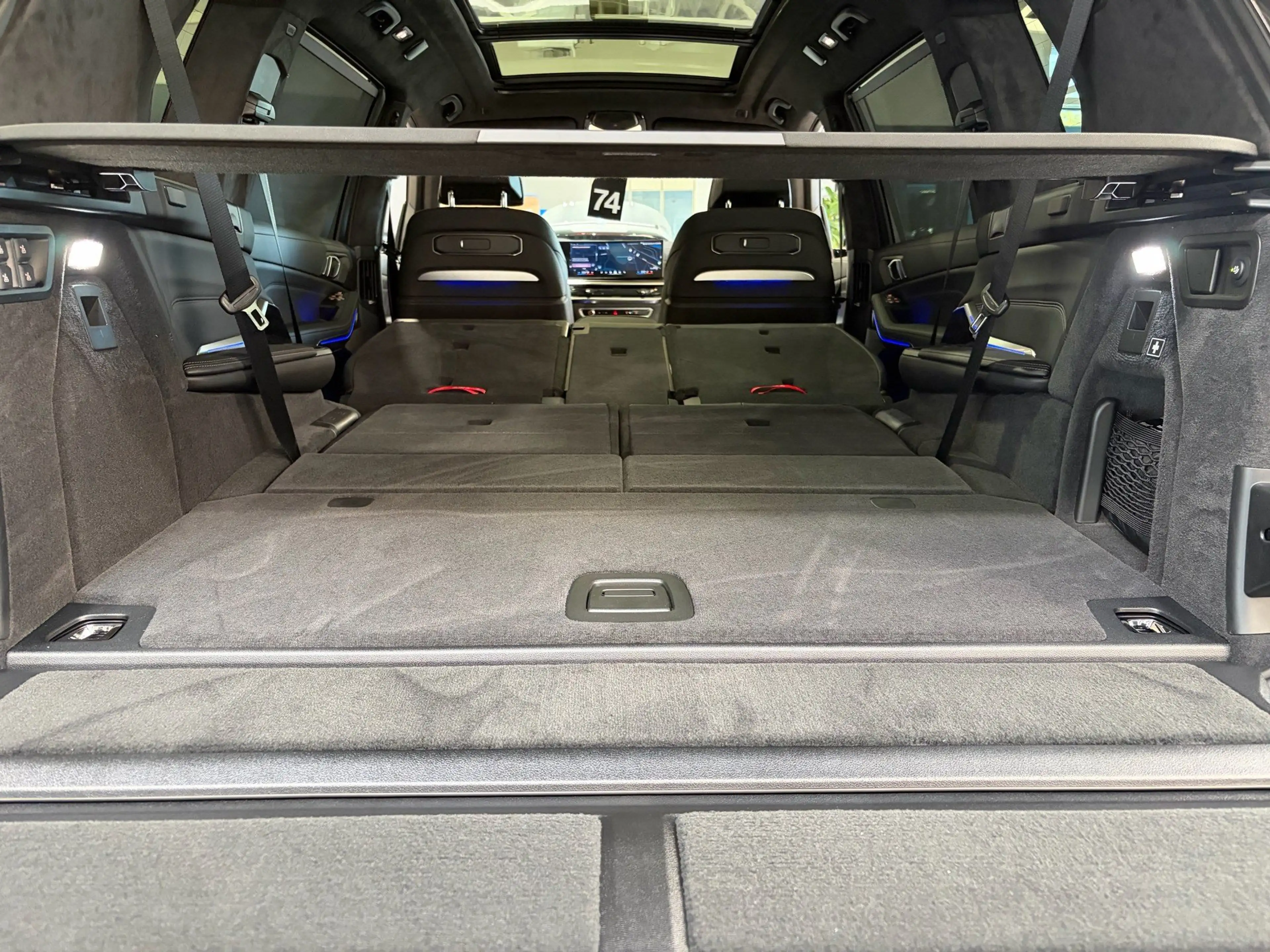 BMW X7 xDrive40d M SportPro 22"H&K SkyLounge 360° Driving — photo 33