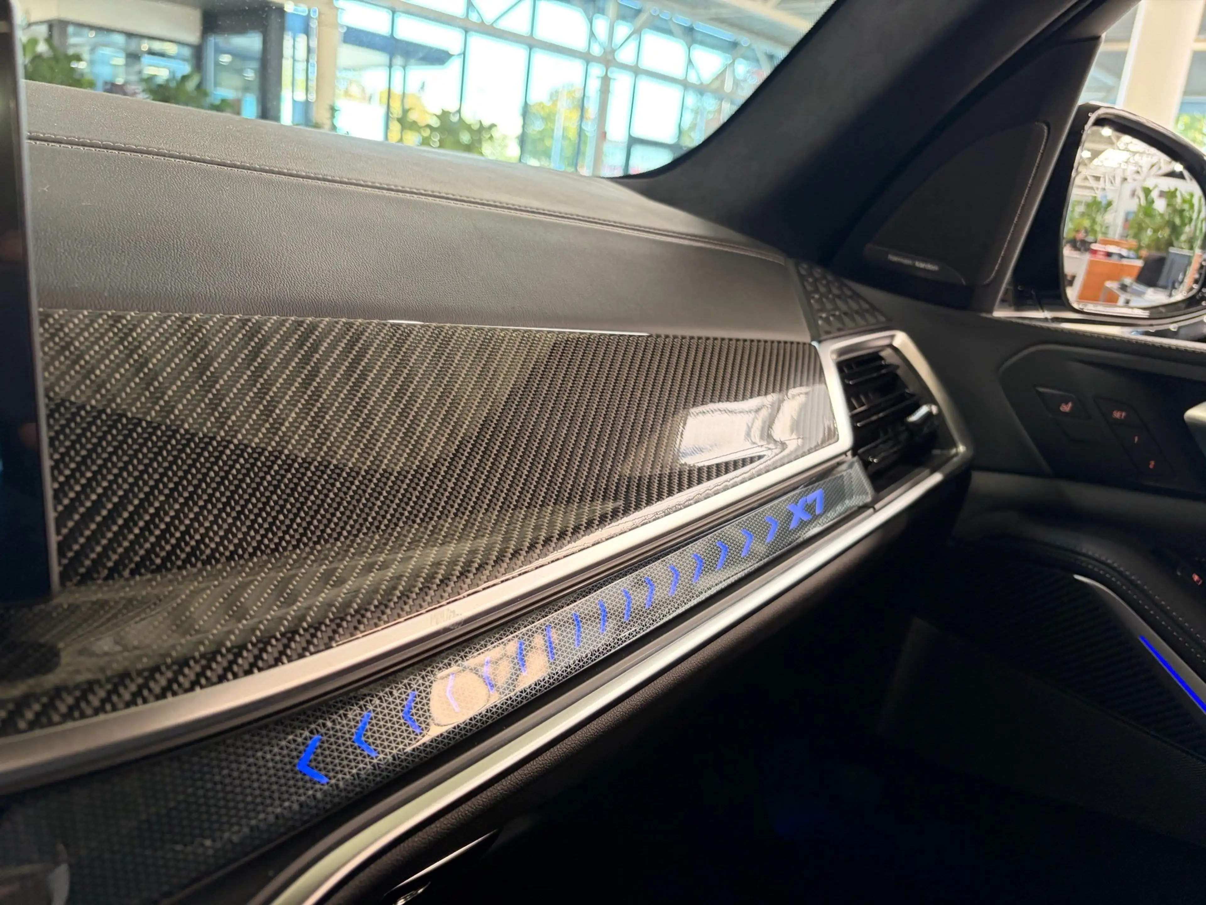 BMW X7 xDrive40d M SportPro 22"H&K SkyLounge 360° Driving — photo 15