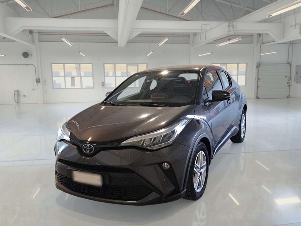 Toyota C-HR 1.8H 98CV E-CVT Business