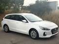Hyundai i30 1.6 CRDi Premium Automatik sehr gute Ausstattung Weiß - thumbnail 4