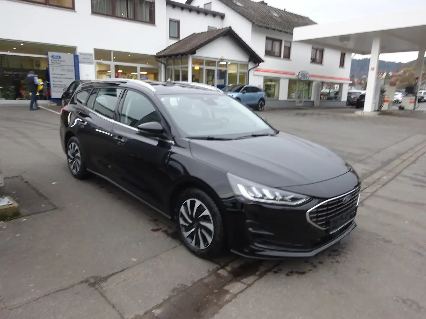 Ford Focus Titanium LED Navi Kamera ACC Schwarz - 2