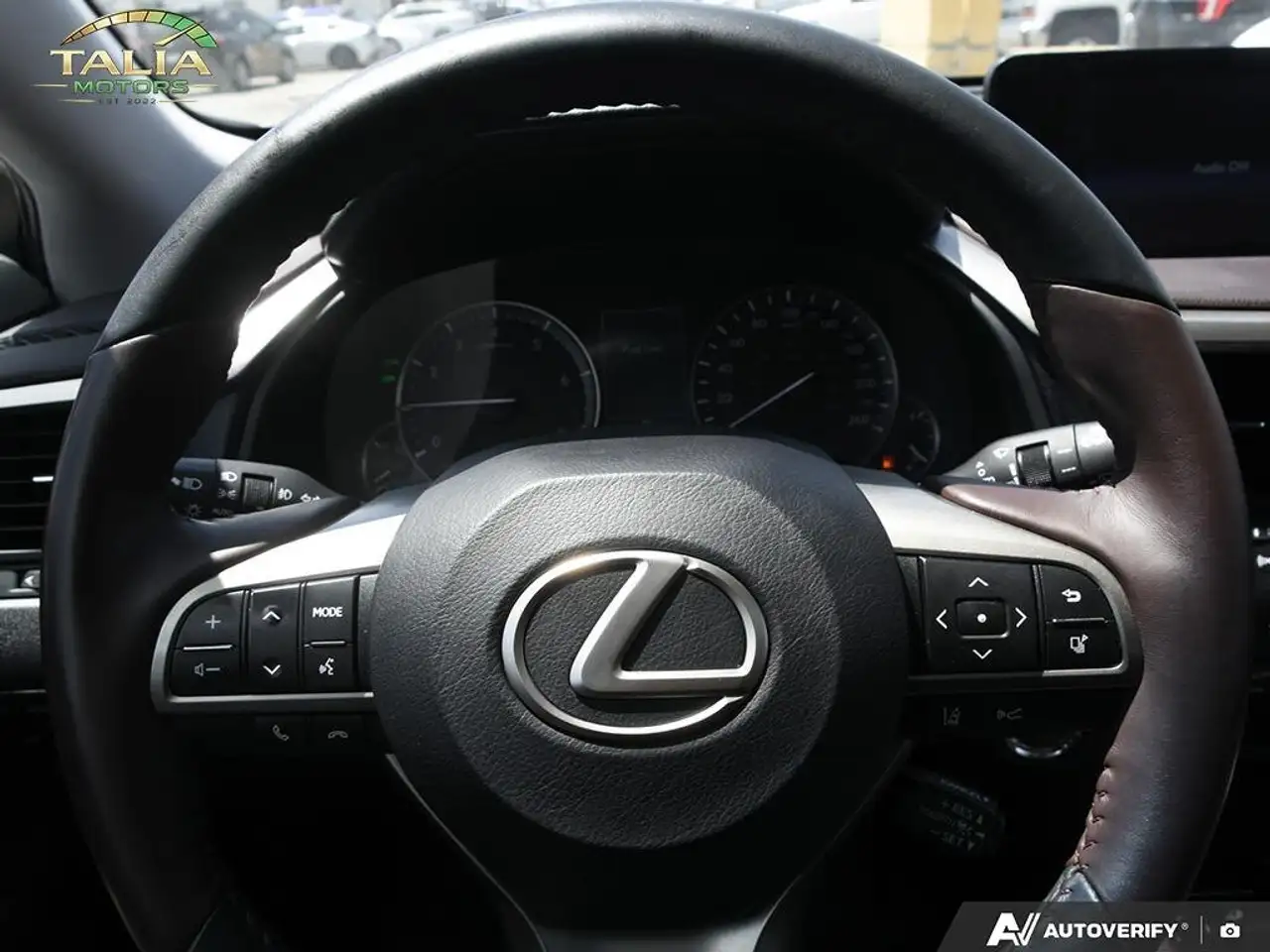 Lexus RX fotografie Lexus RX