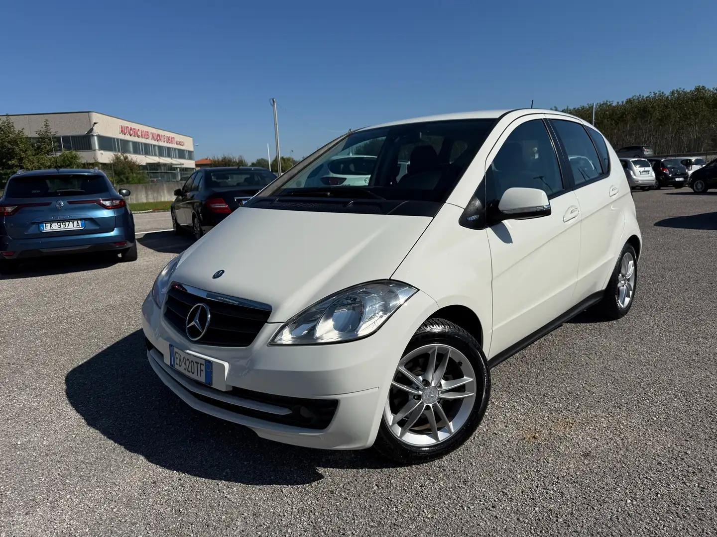 Mercedes-Benz A 160 Classse A 160 Benzina BlueEfficiency Weiß - 1