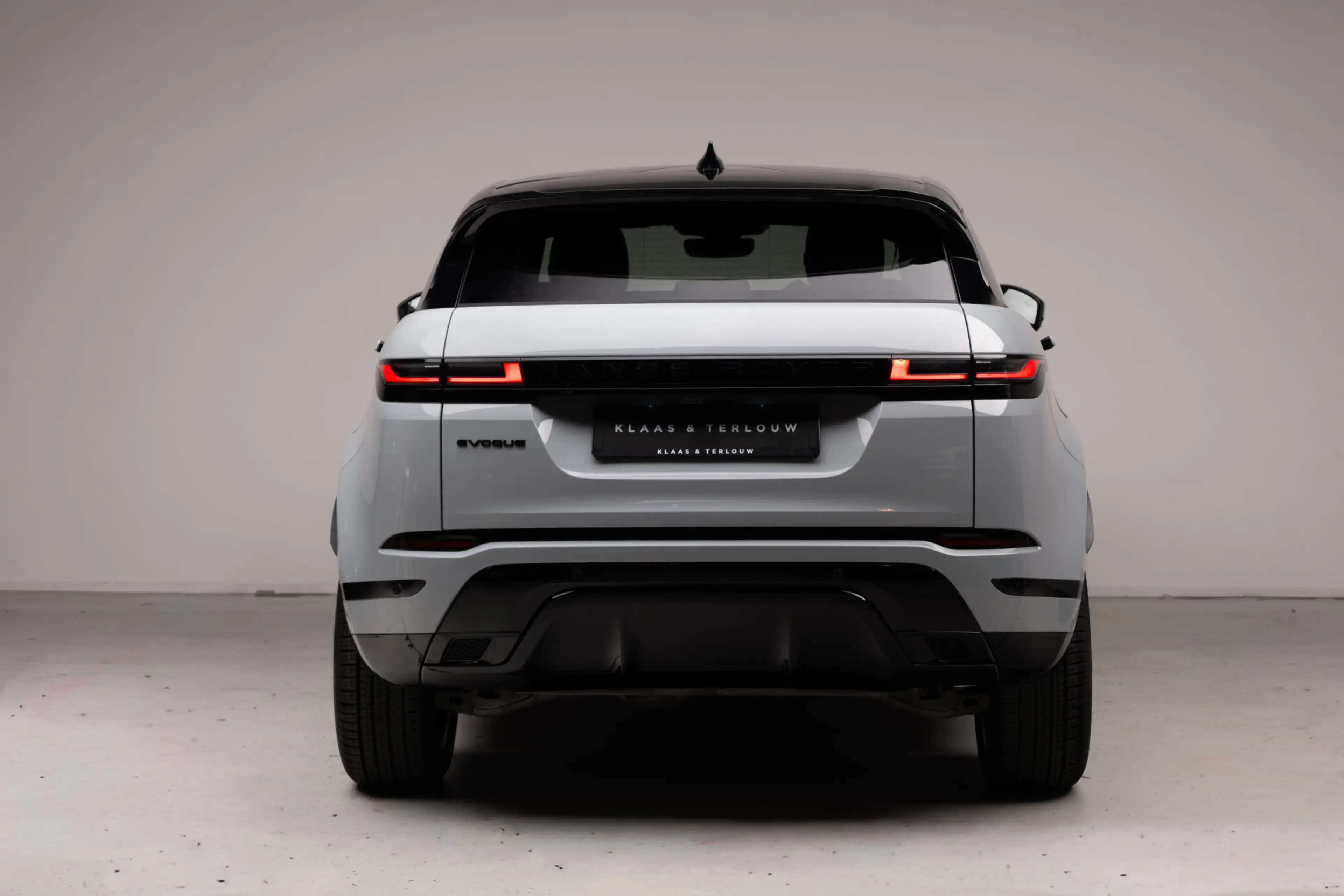 Land Rover Range Rover Evoque 1.5 P270e PHEV AWD Dynamic SE | Black Pack | Schui — photo 18