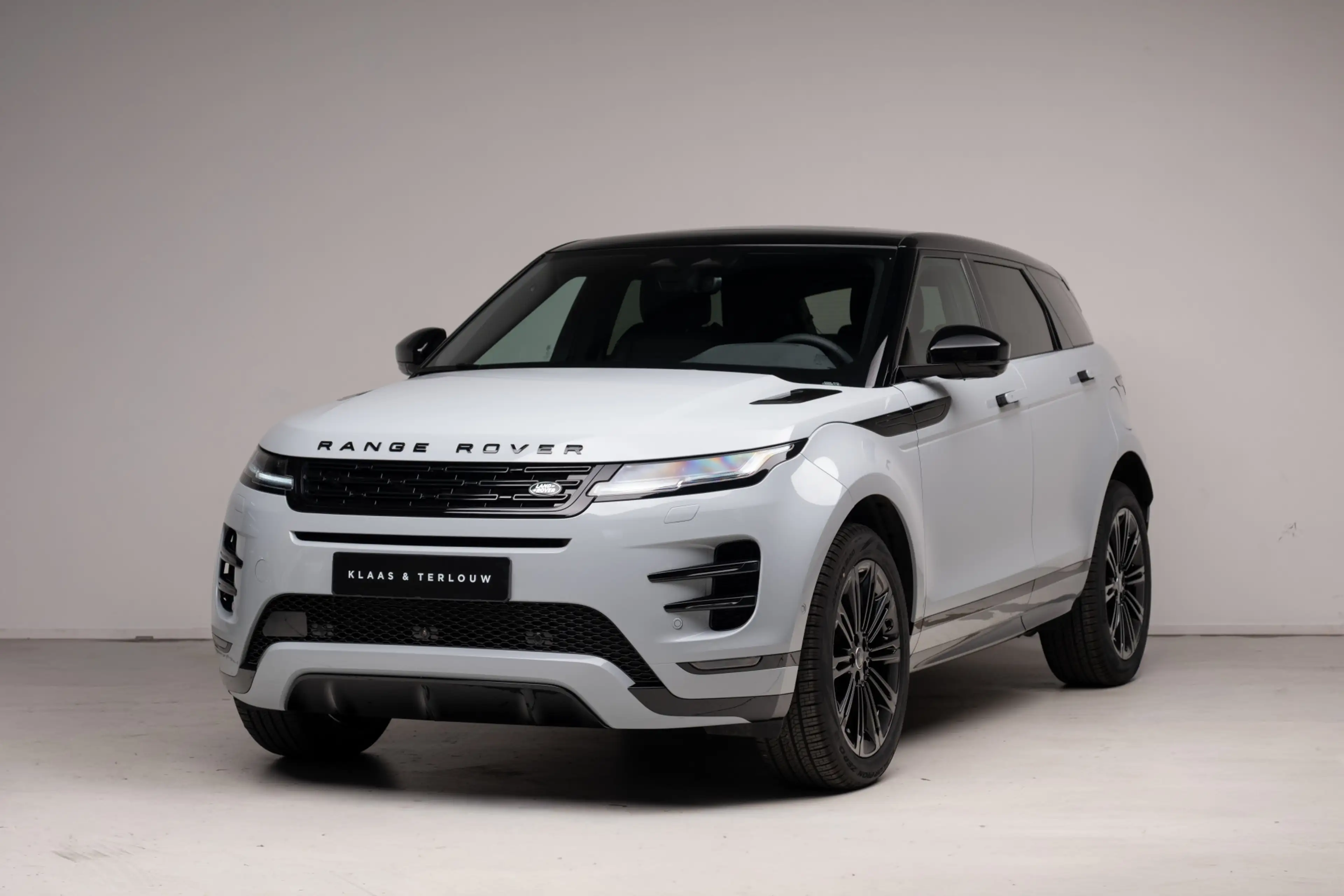 Land Rover Range Rover Evoque 1.5 P270e PHEV AWD Dynamic SE | Black Pack | Schui — photo 4