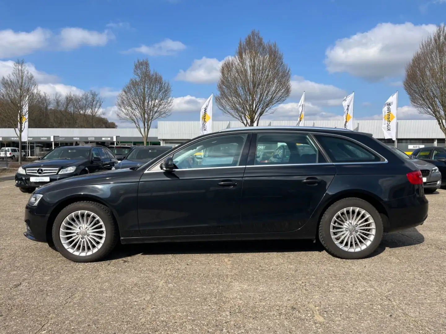 Audi A4 Avant 2.0 TDI,Navi,Bodcomputer,Alufelgen,PDC Nero - 2
