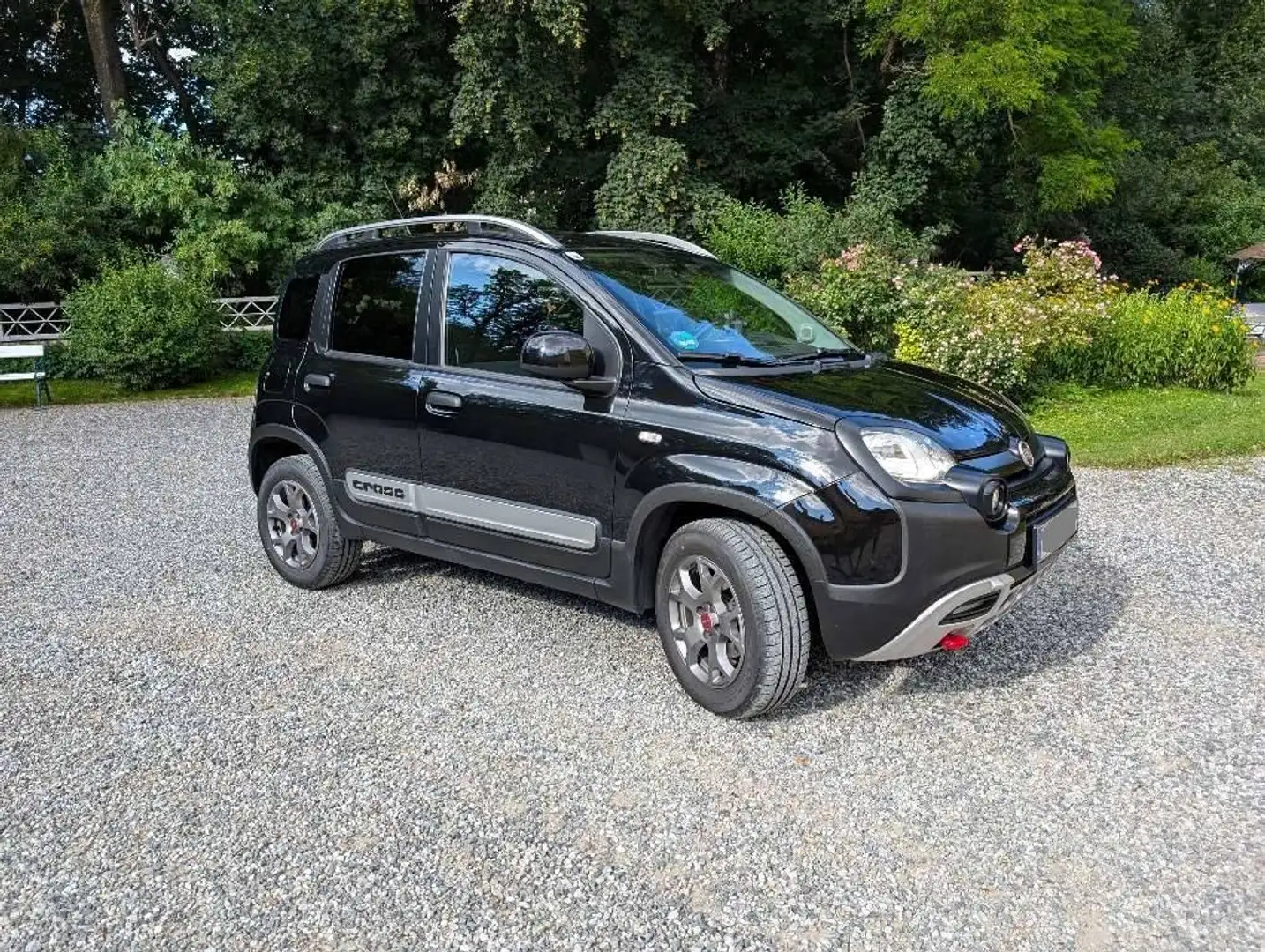 Fiat Panda Panda 1,3 MultiJet II 95 4x2 Cross Cross Schwarz - 1