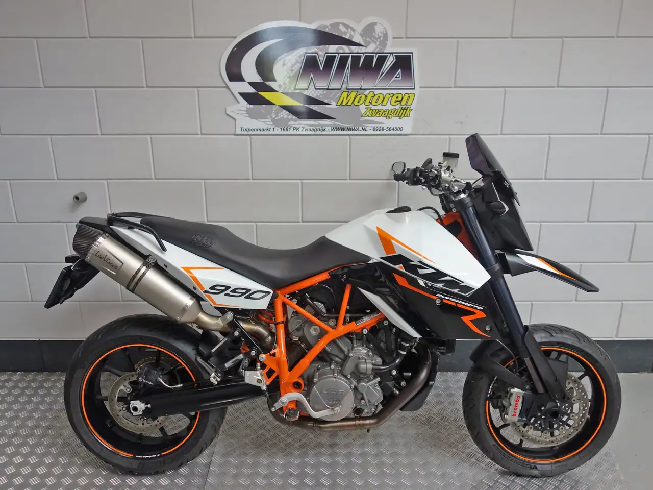 KTM 990 Supermoto