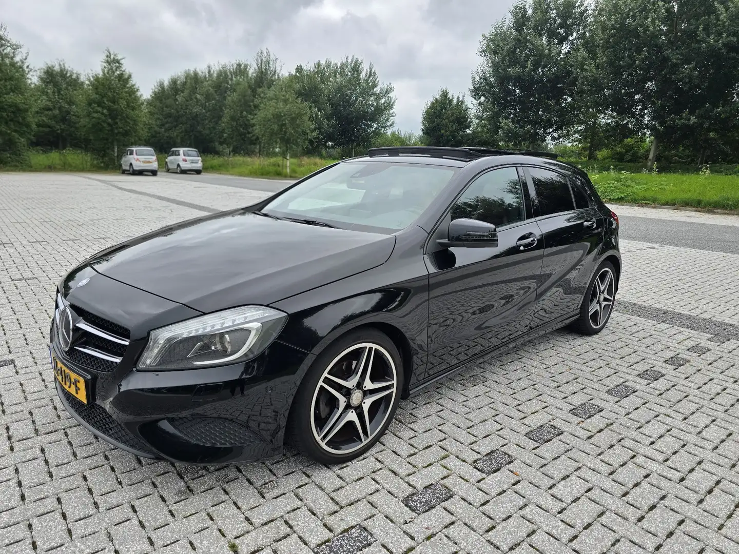 Mercedes-Benz A 200 Prestige Zwart - 1