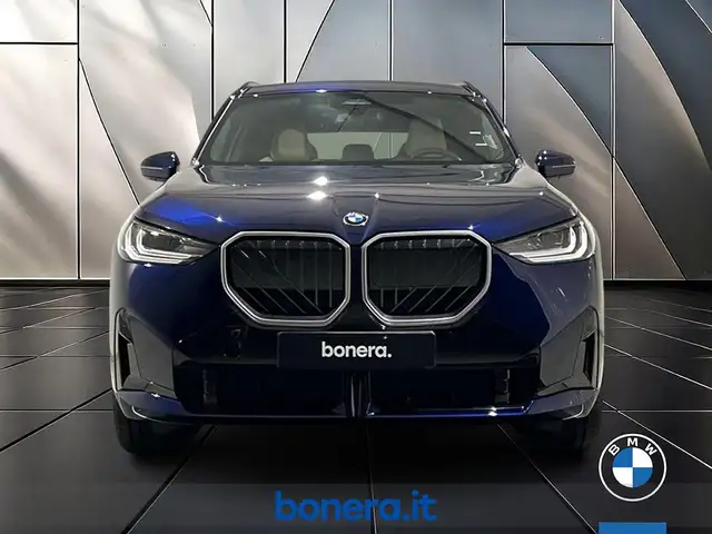 BMW X3 view 2