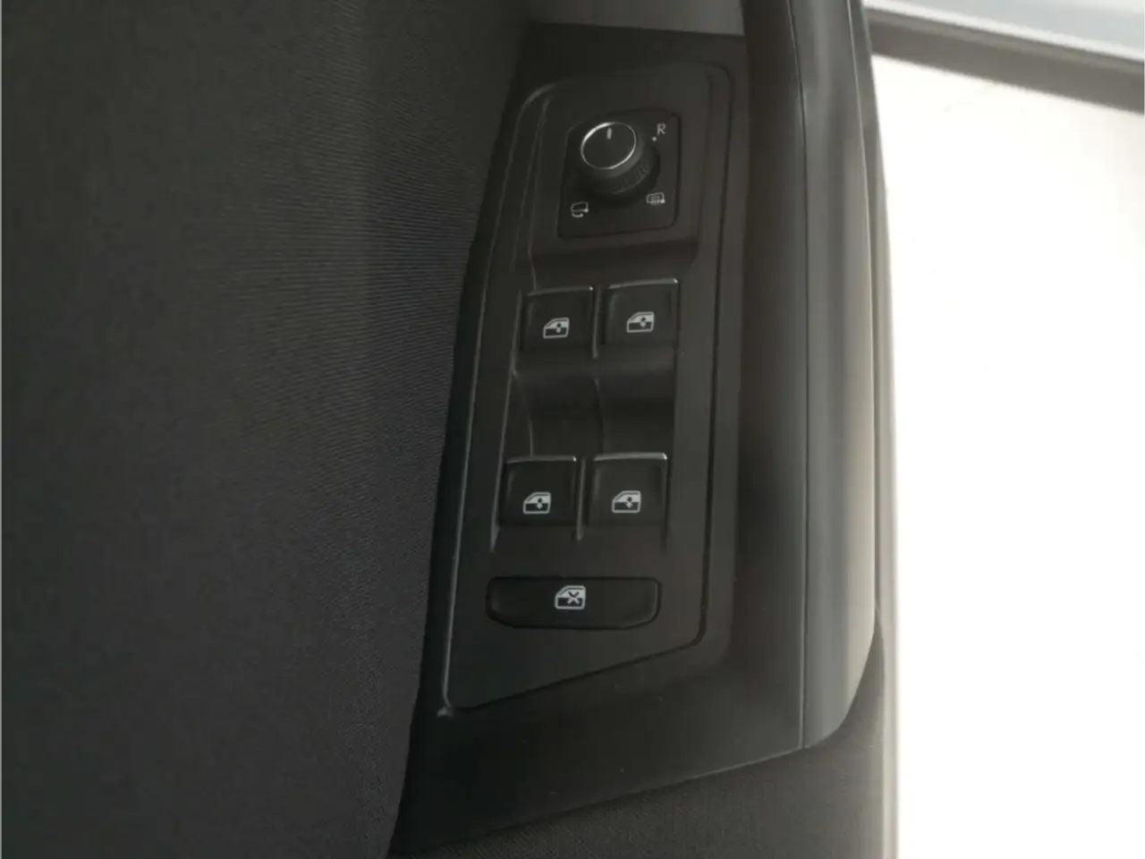 Volkswagen T-Roc 2.0 TDI 4Mot. Sport DSG AHK/St.Hz./LED/NAV, миниатюра 23