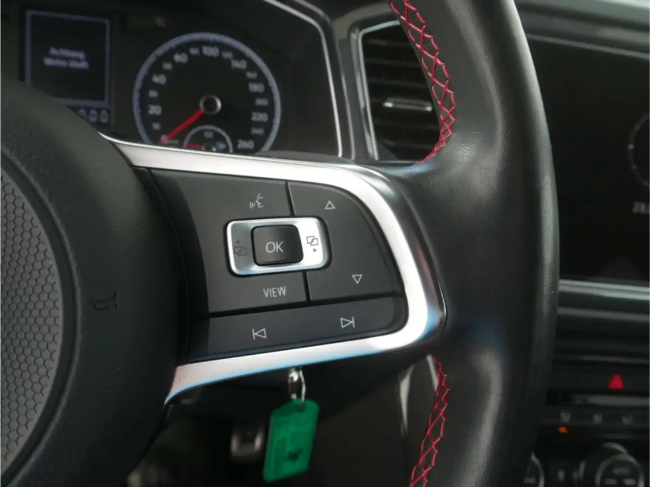 Volkswagen T-Roc 2.0 TDI 4Mot. Sport DSG AHK/St.Hz./LED/NAV, миниатюра 19