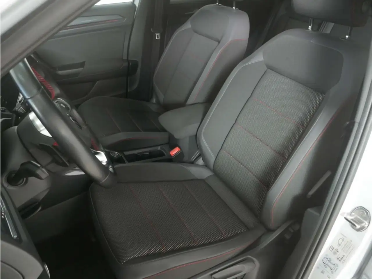 Volkswagen T-Roc 2.0 TDI 4Mot. Sport DSG AHK/St.Hz./LED/NAV, миниатюра 11