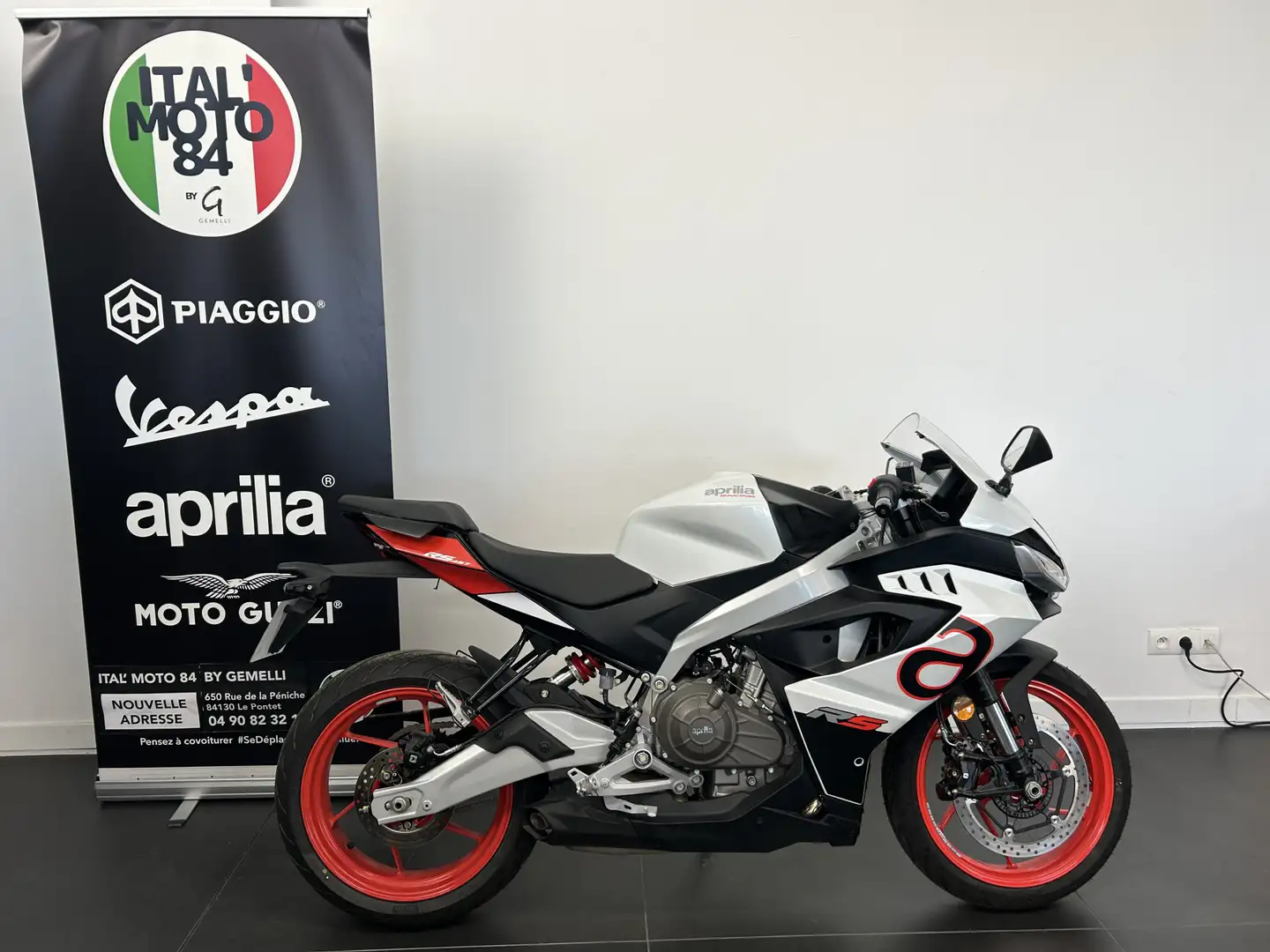 Aprilia RS 457 Wit - 1