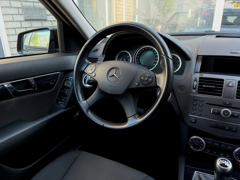 Mercedes-Benz C 180 Estate CGI BlueEFFICIENCY Business Class Elegance — photo 7