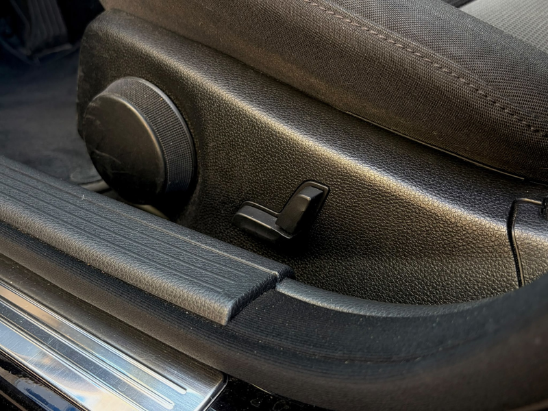 Mercedes-Benz C 180 Estate CGI BlueEFFICIENCY Business Class Elegance — photo 12