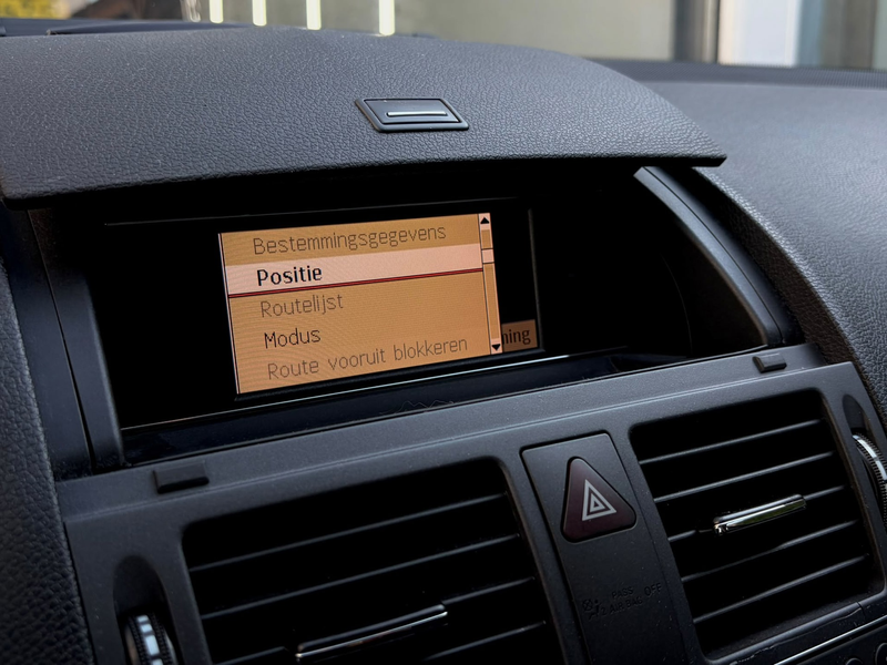 Mercedes-Benz C 180 Estate CGI BlueEFFICIENCY Business Class Elegance — photo 15