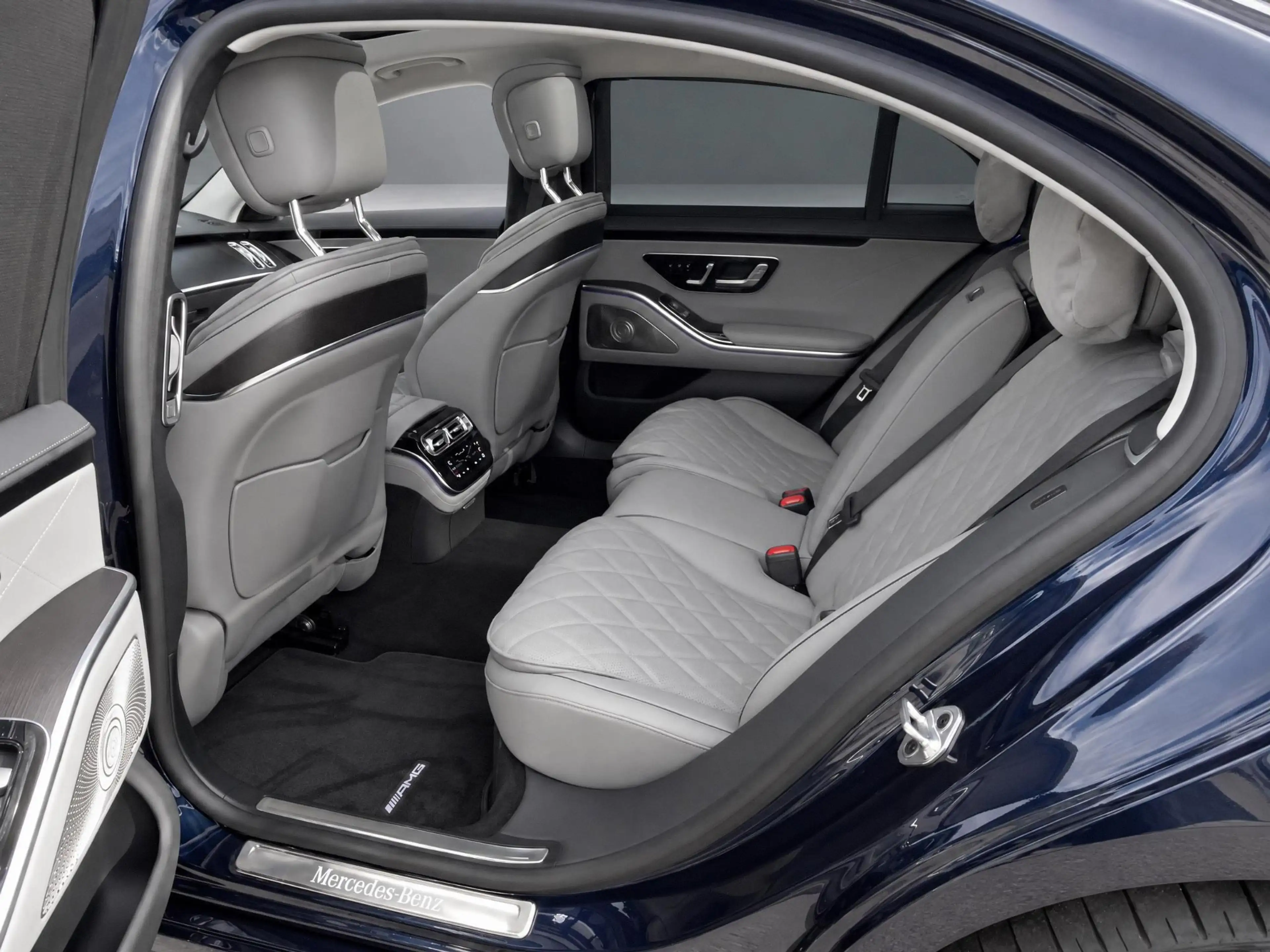 Mercedes-Benz S 580 e Lang — photo 8
