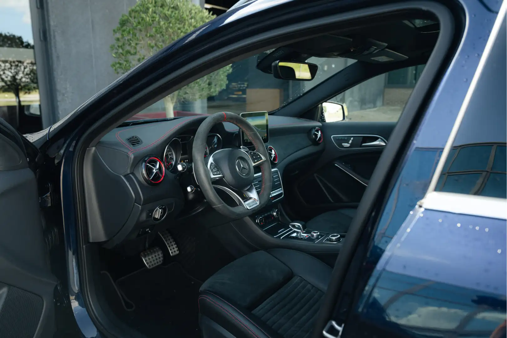 Mercedes-Benz GLA 45 AMG 4MATIC Premium Plus Aut. Pan.dak, keyless-go Bleu - 2