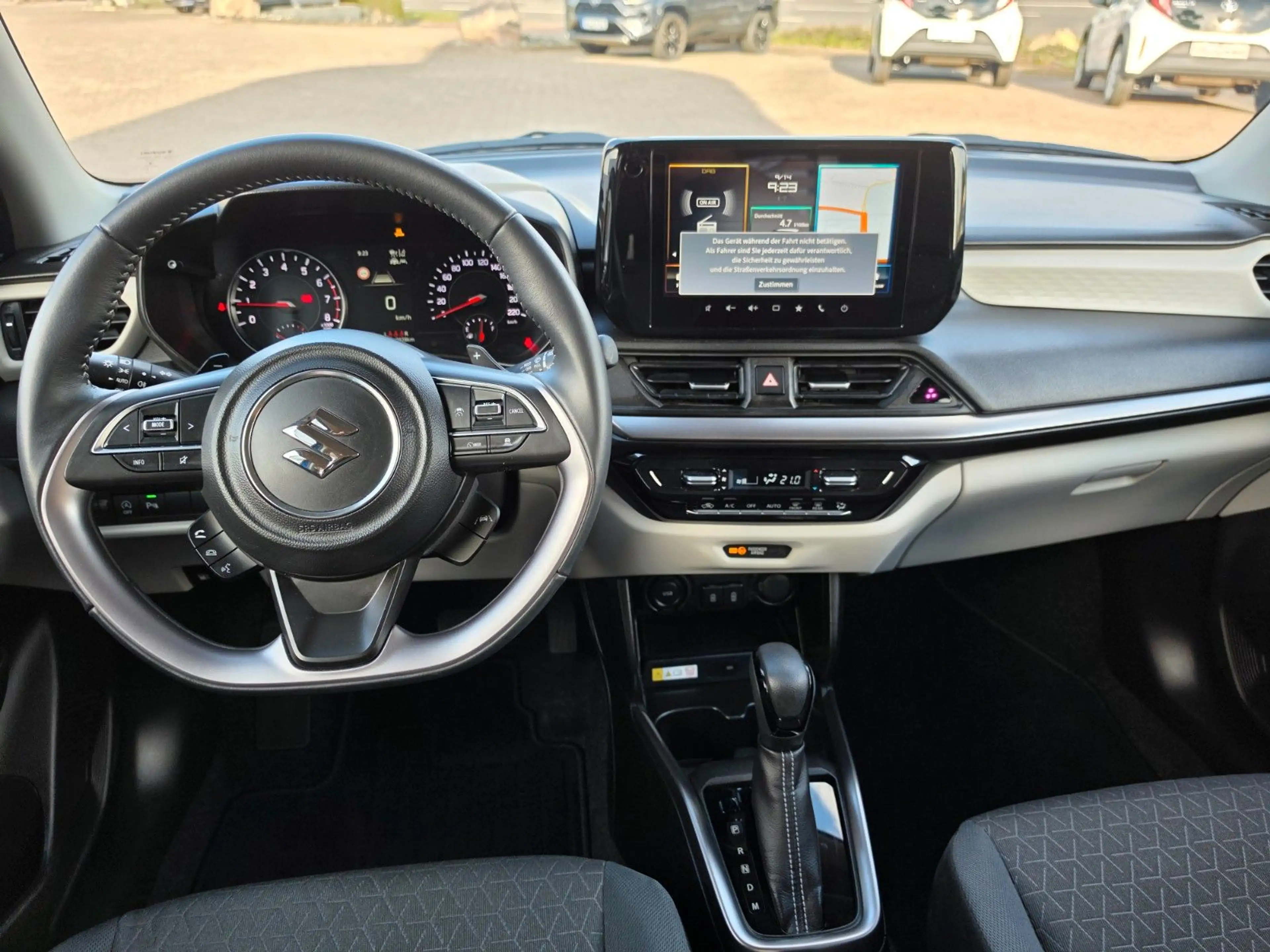 Suzuki Swift 1.2 DUALJET HYBRID Comfort+ — photo 4