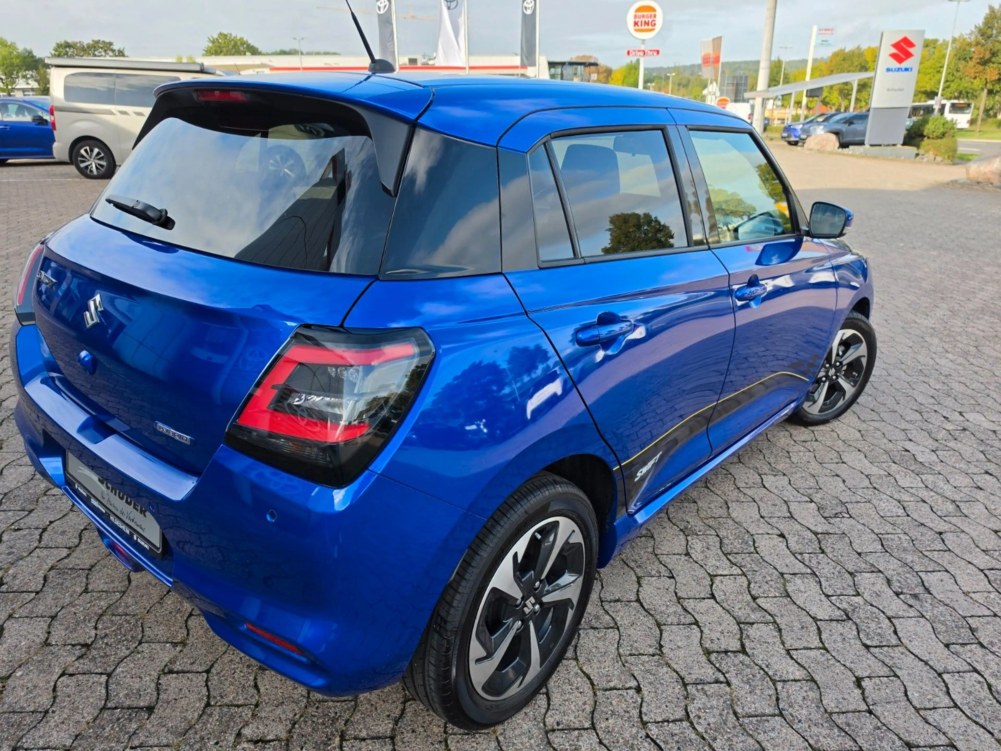 Suzuki Swift 1.2 DUALJET HYBRID Comfort+ — photo 2