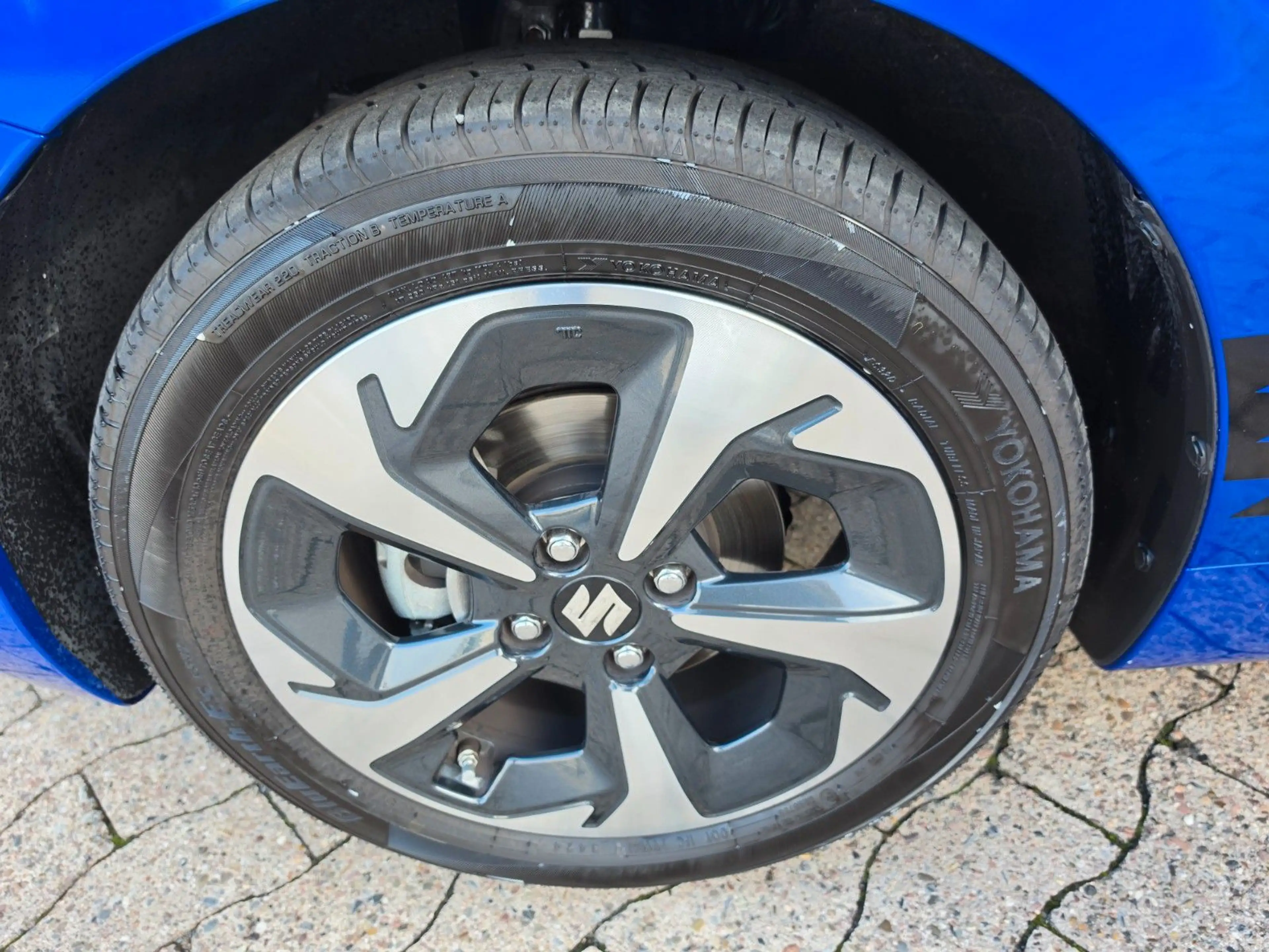 Suzuki Swift 1.2 DUALJET HYBRID Comfort+ — photo 10