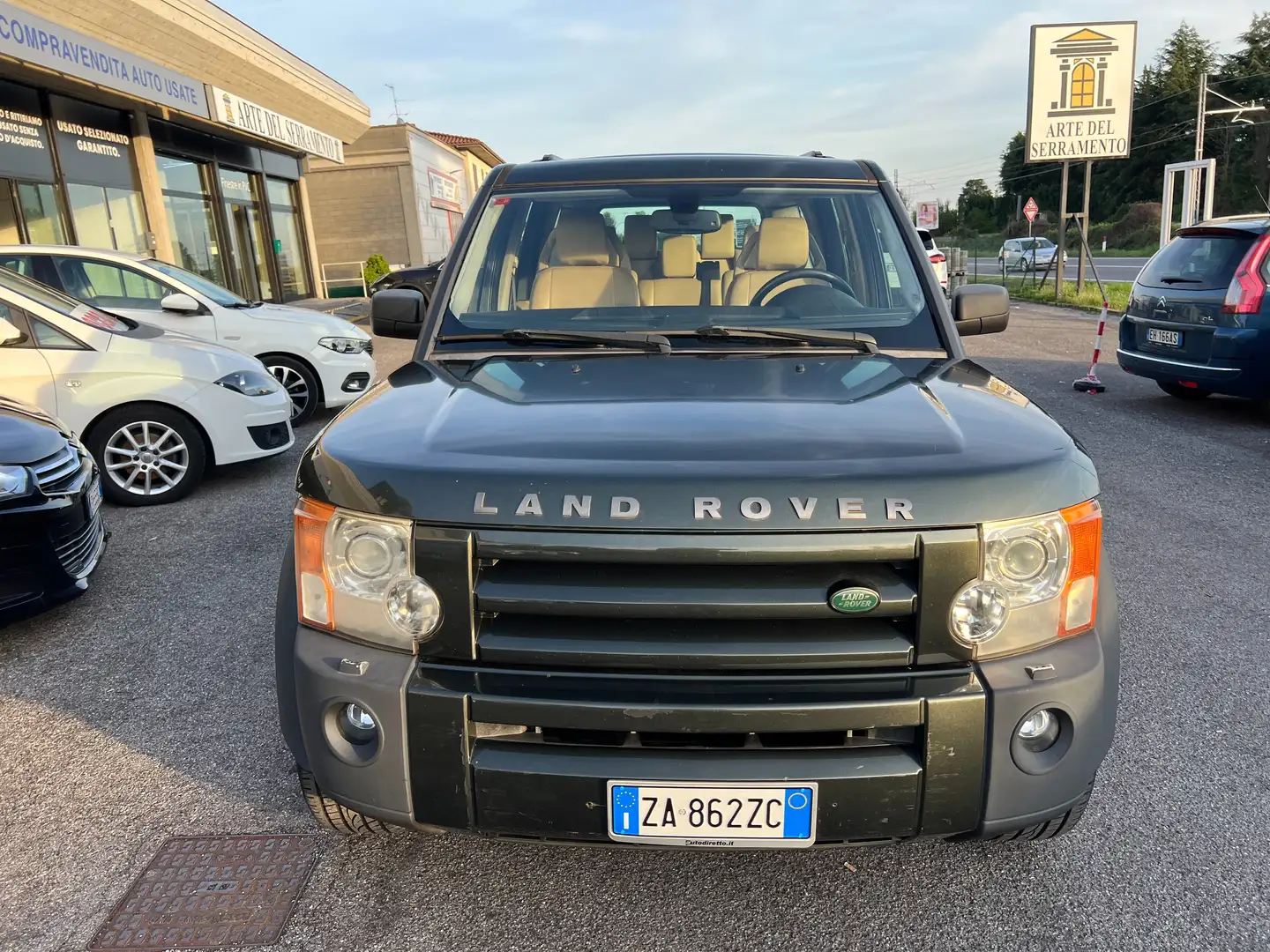Land Rover Discovery 2.7 tdV6 HSE Grün - 2