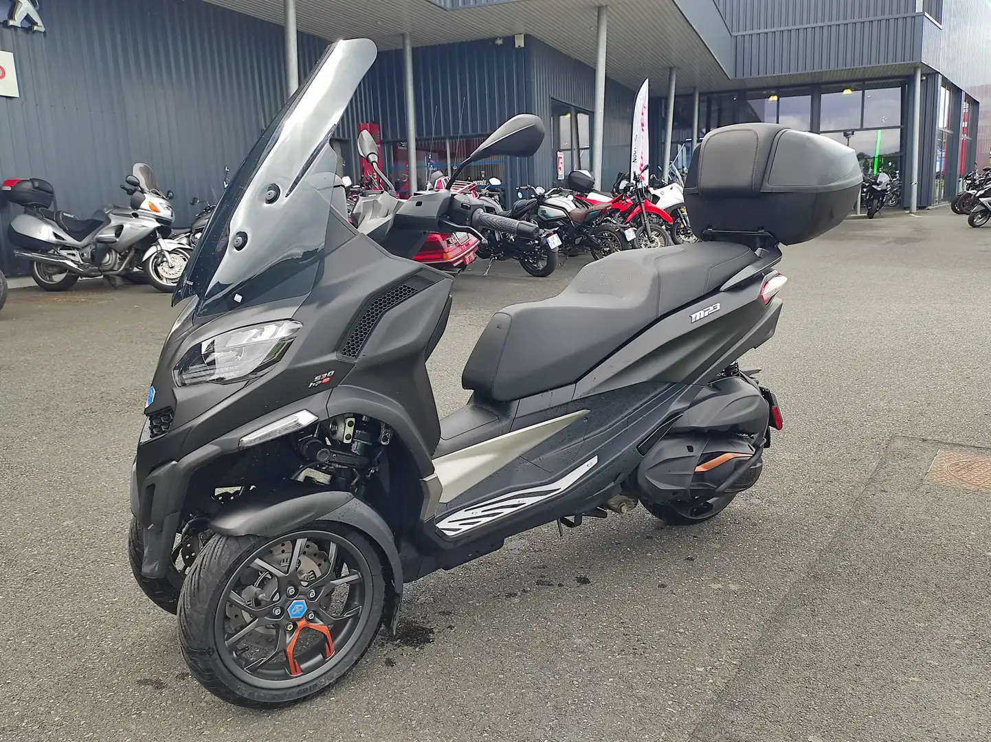 Piaggio MP3 530 - 1