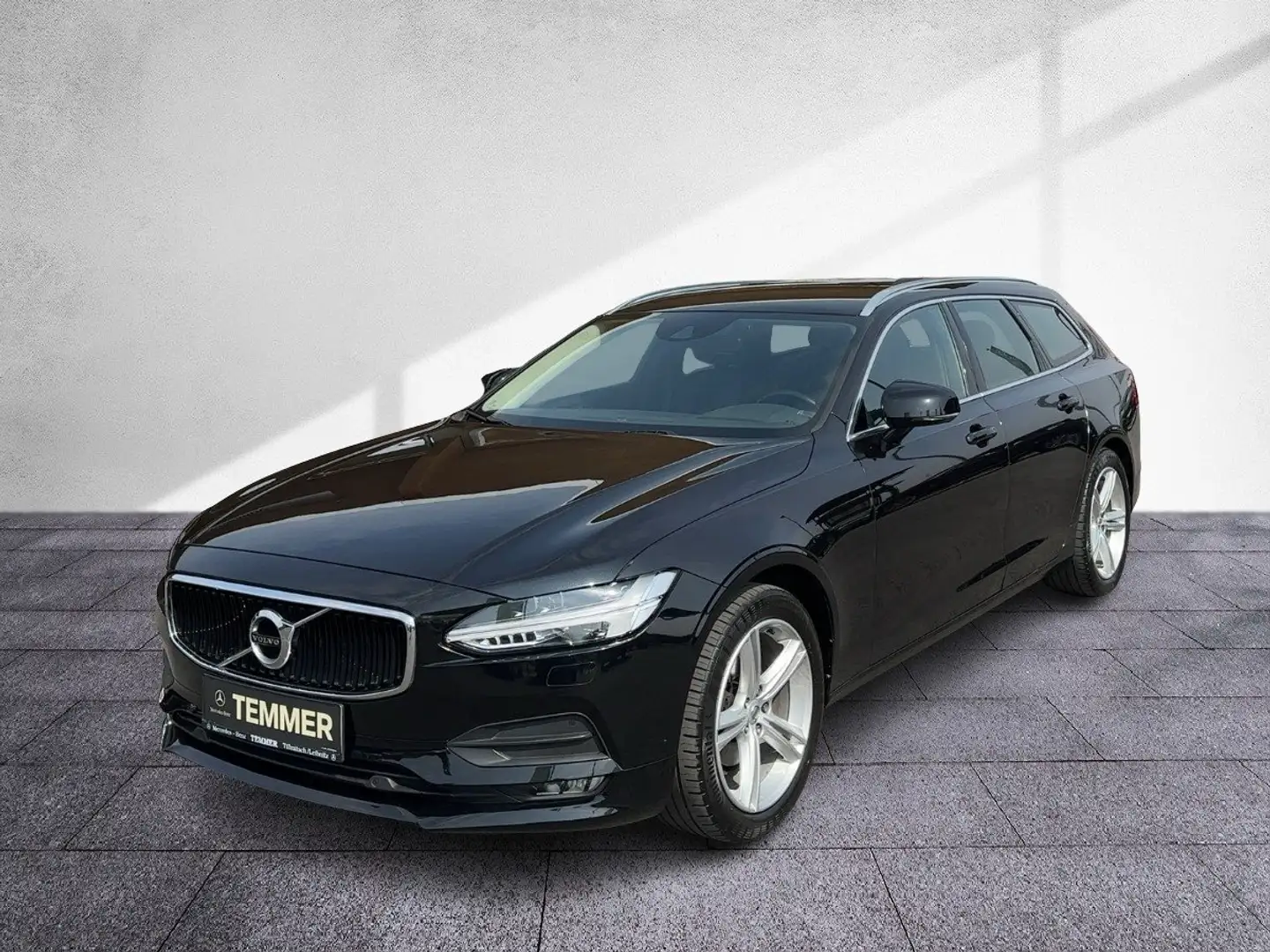 Volvo V90 D3 Geartronic Leder LED ACC AHV NAVI SHZ Schwarz - 2