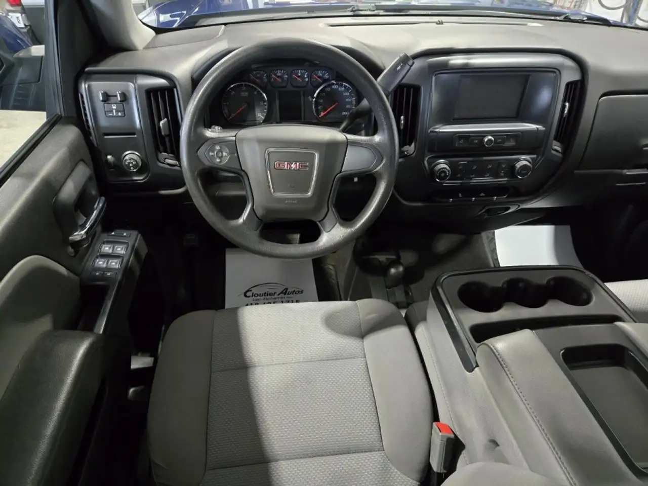 GMC Sierra 1500 снимка GMC Sierra 1500