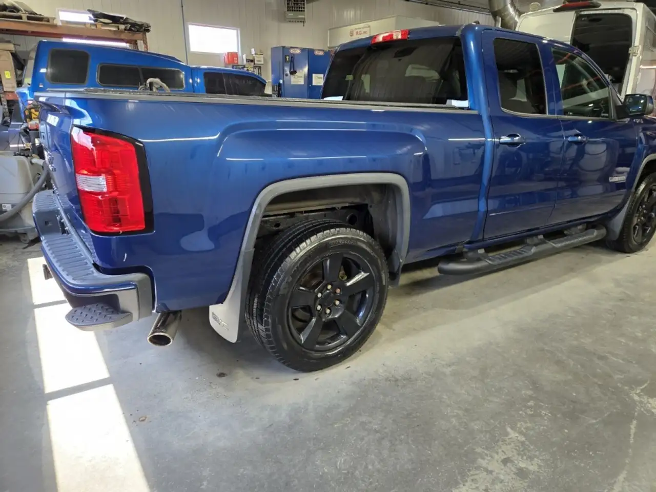 GMC Sierra 1500 снимка GMC Sierra 1500