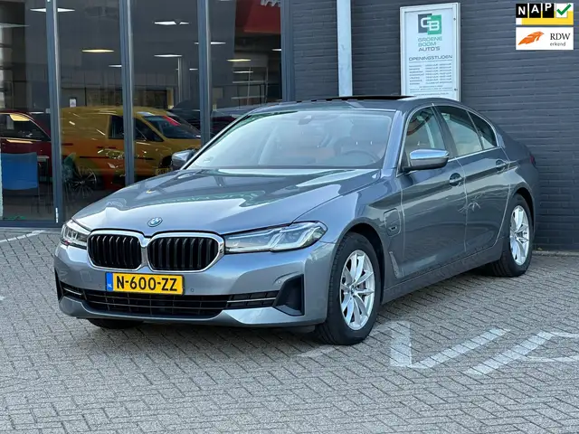 BMW 520 5-serie 520e Business Edition Plus/1STE EG/NAVI/CA