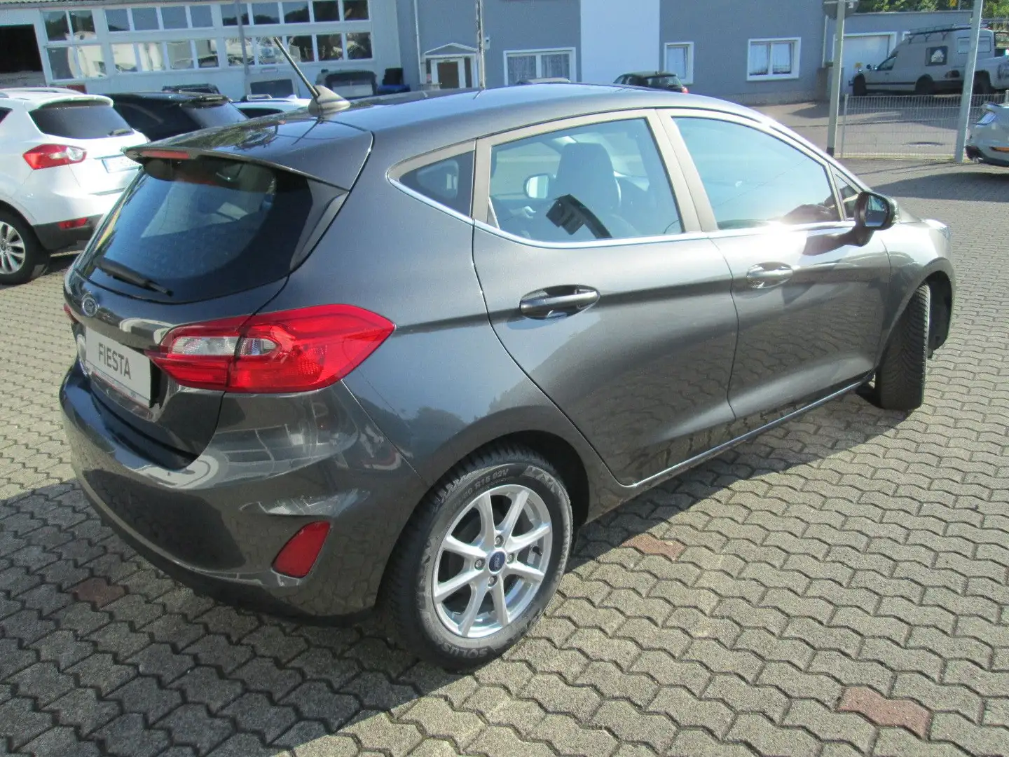 Ford Fiesta Titanium Grigio - 2