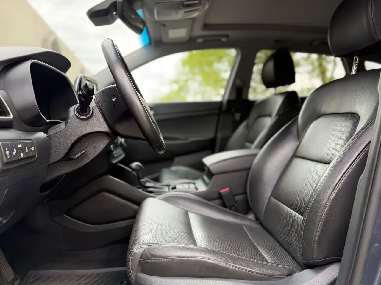 Hyundai TUCSON снимка Hyundai TUCSON