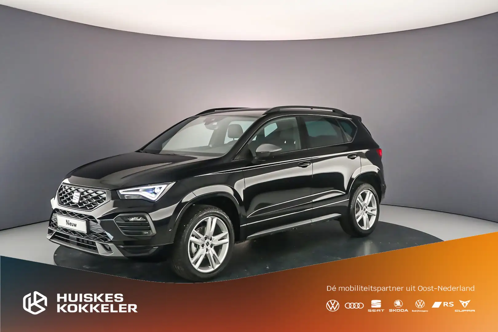 SEAT Ateca 1.5 TSI 150pk FR Business Intense €3.000,- inruilp Zwart - 1