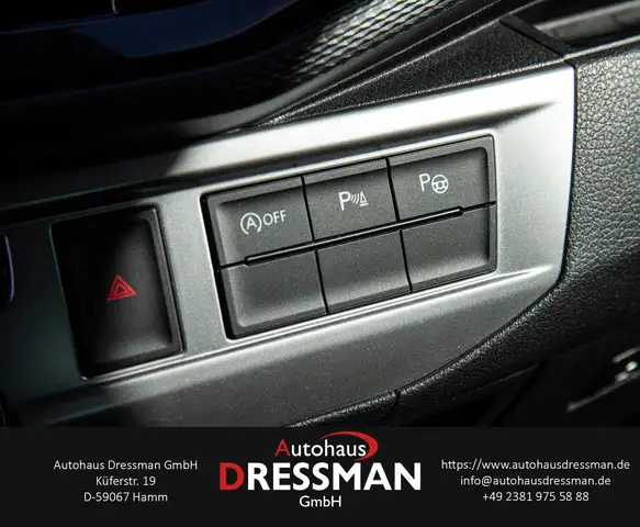 Volkswagen California view 13