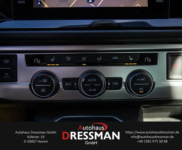 Volkswagen California view 12