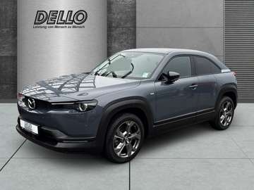 Makoto Pemium HUD Navi Memory Sitze Soundsystem BO