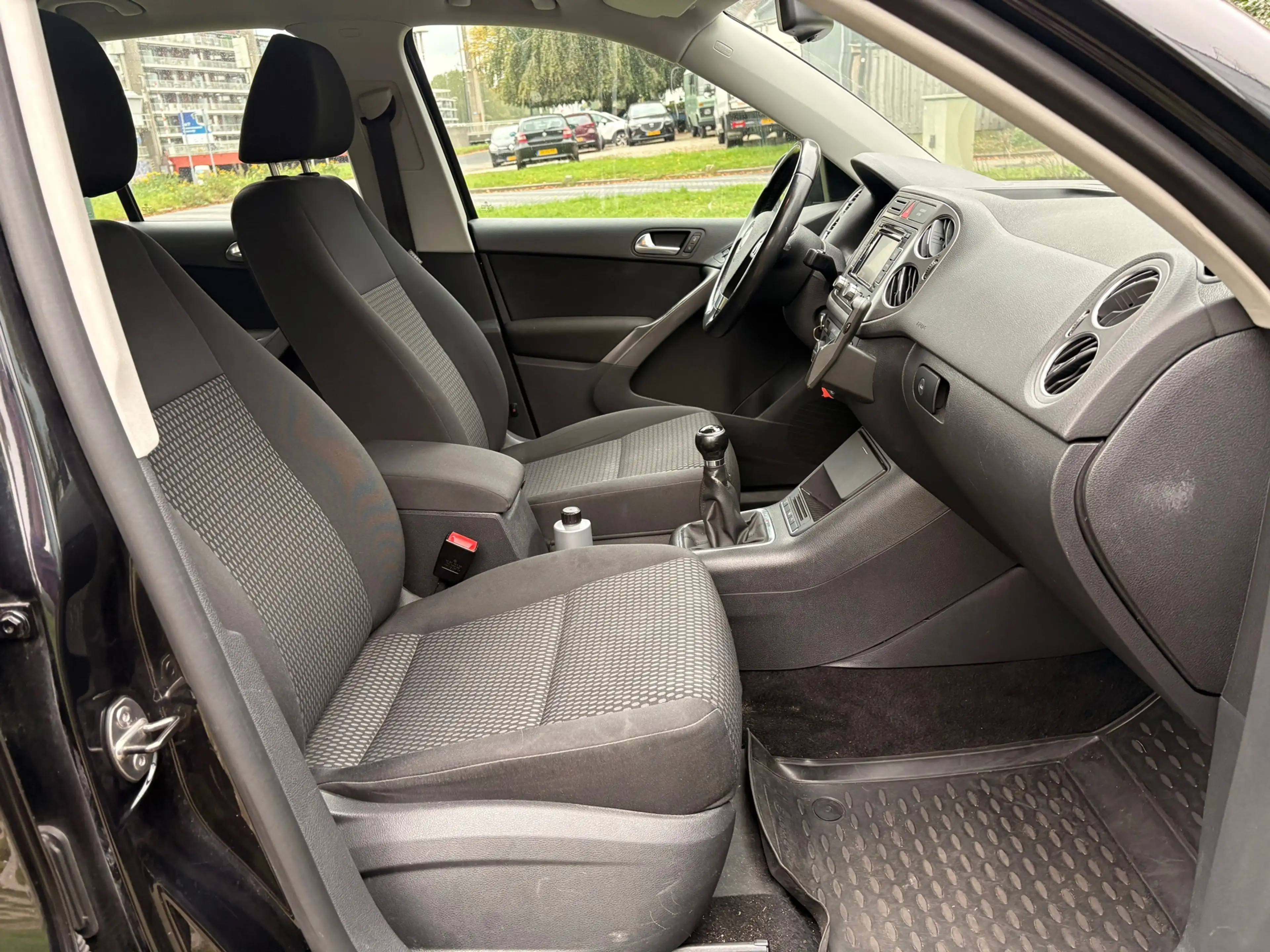 Volkswagen Tiguan 1.4 TSI Comfort&Design 4Motion - airco - cruise co — photo 15