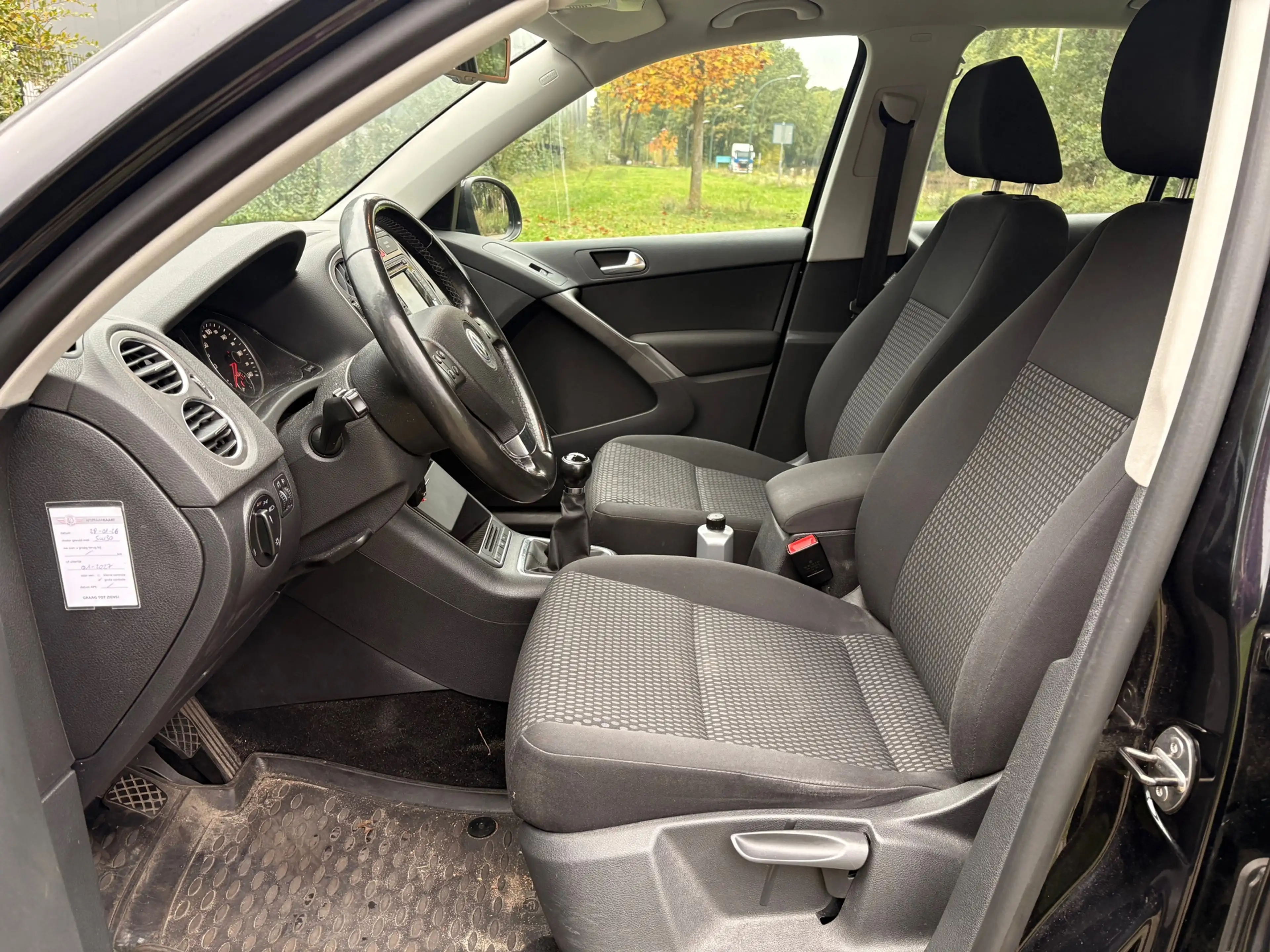 Volkswagen Tiguan 1.4 TSI Comfort&Design 4Motion - airco - cruise co — photo 8