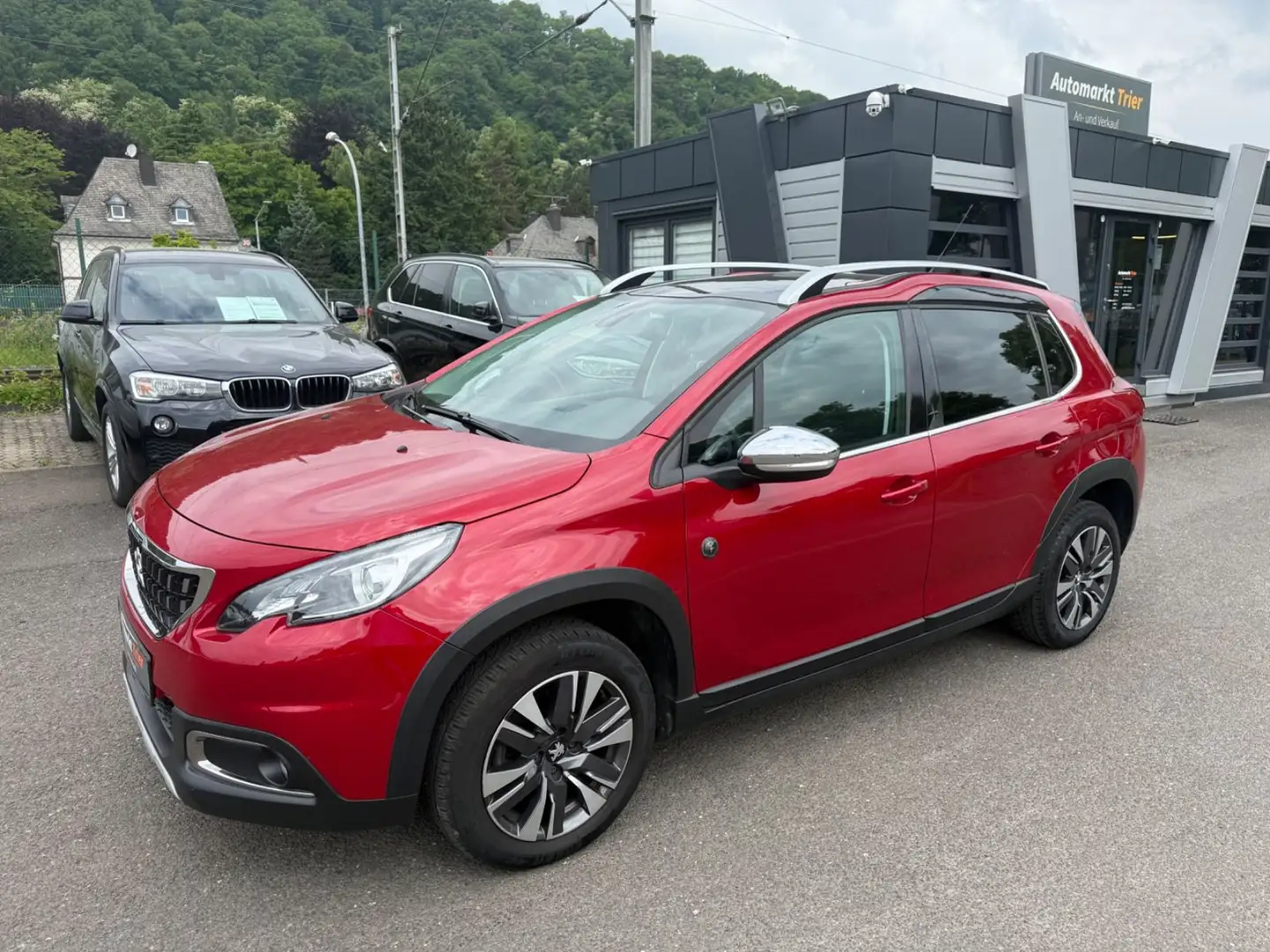 Peugeot 2008 Crossway Automatik! TÜV bis 05/2027! Rot - 1