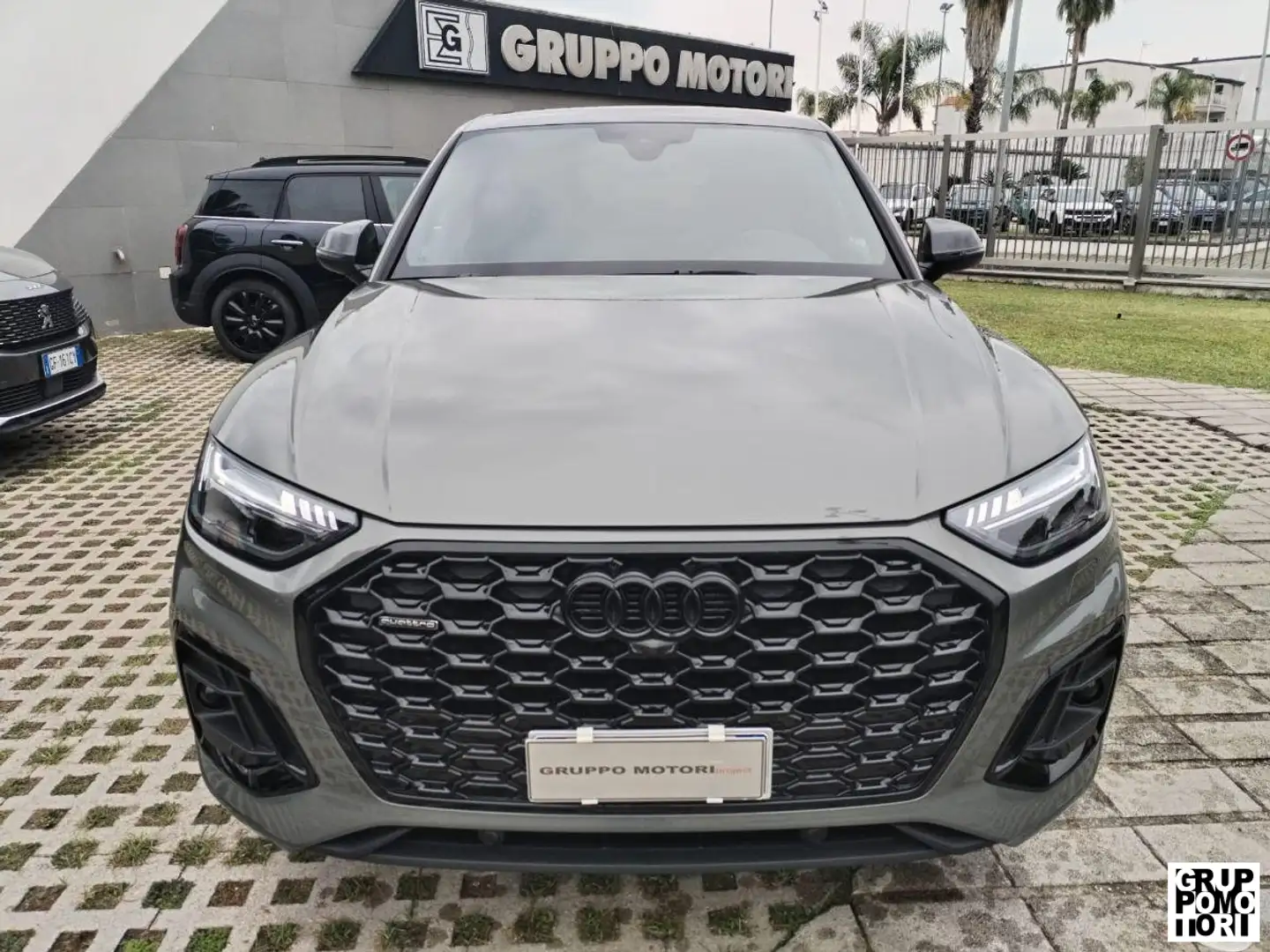 Audi Q5 SPB 40 TDI quattro S tronic S line Gris - 2