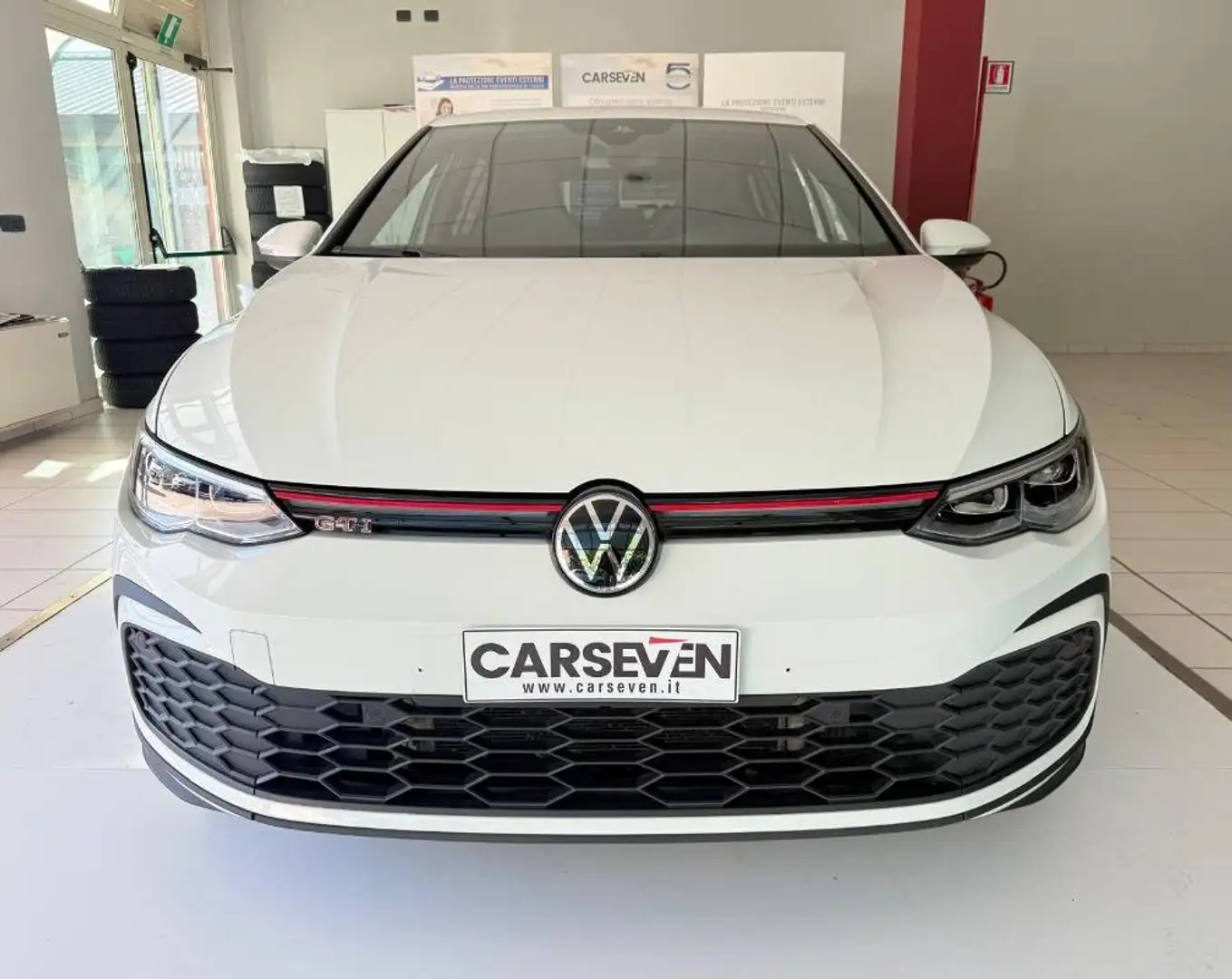 Volkswagen Golf GTI 2.0 tsi GTI 245cv dsg Fehér - 2