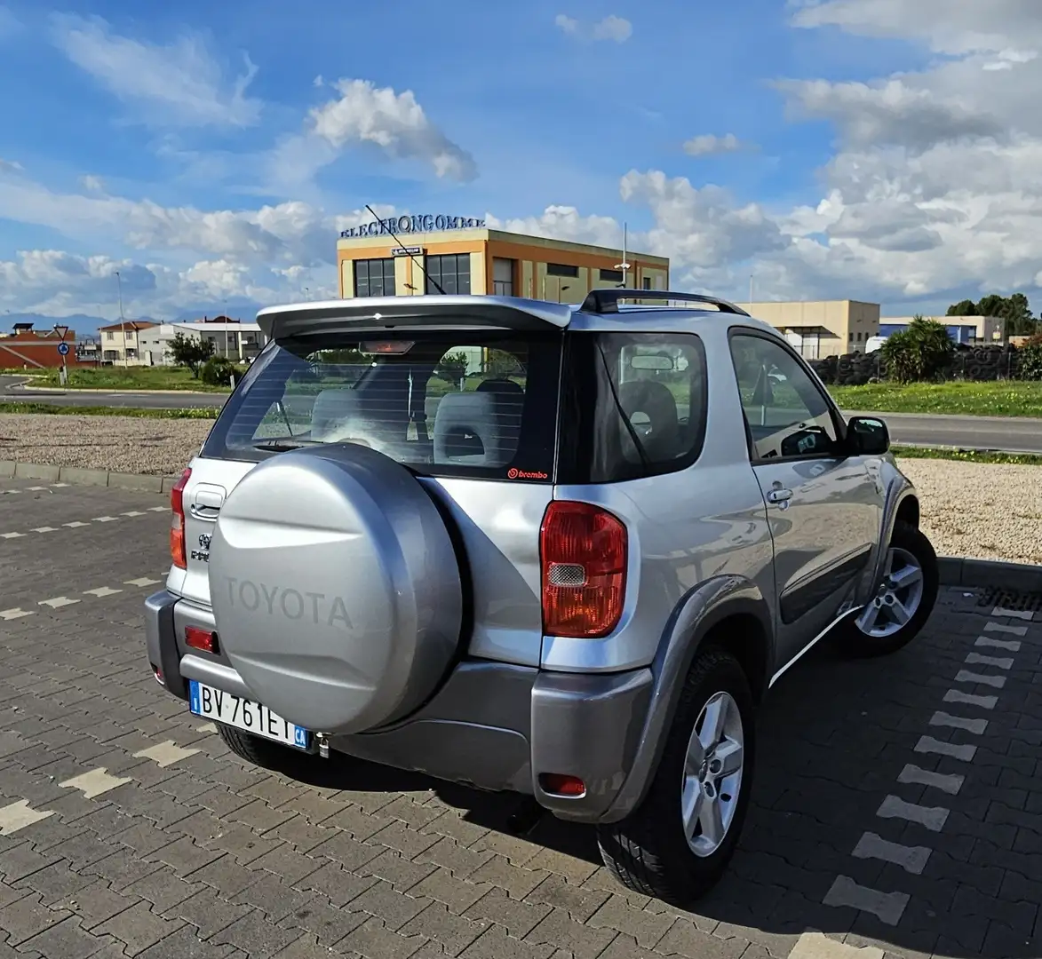 Toyota RAV 4 RAV4 3p 2.0 d-4d 16v - 2