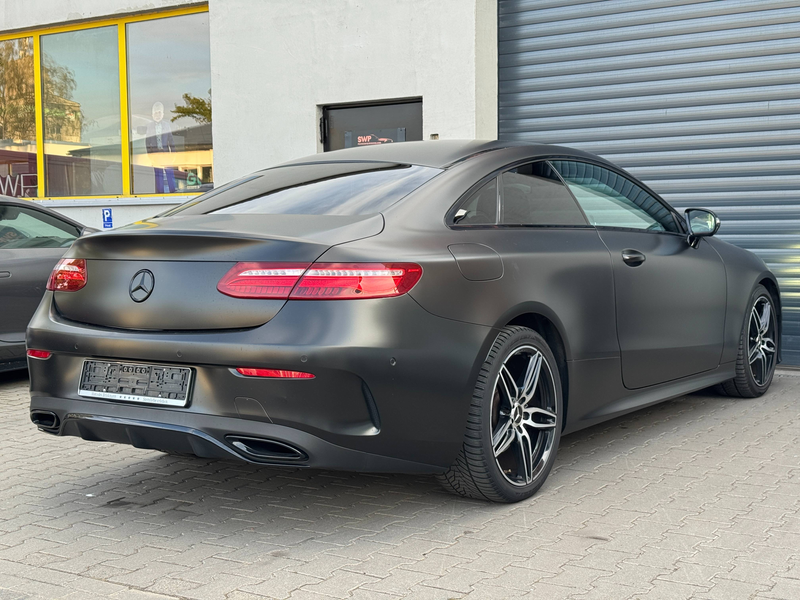 Mercedes-Benz E 200 E 200 AMG-Line Burmester — photo 4