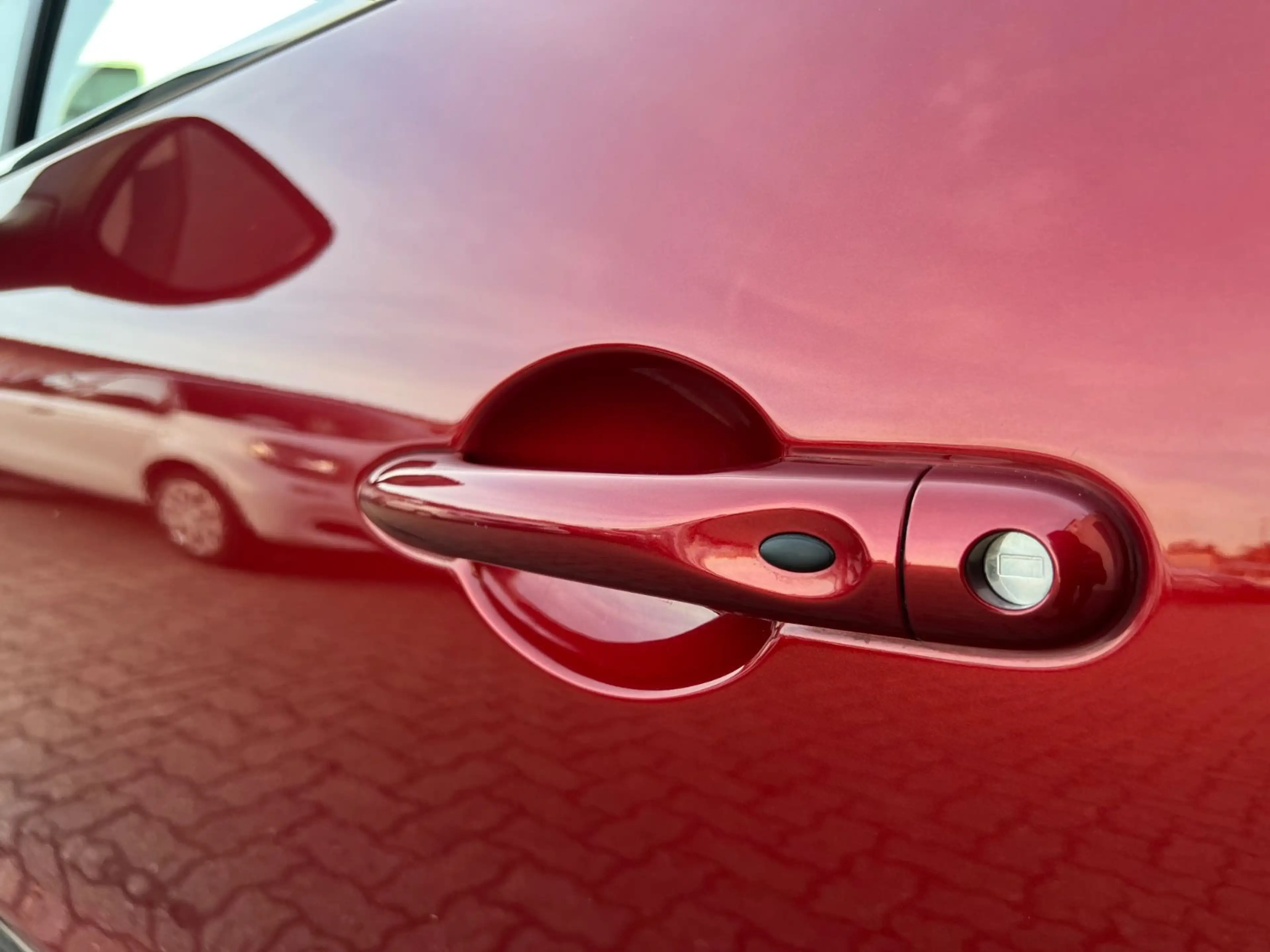 Renault Clio IV Intens*LED*Autom.**Kamera*Leder*Shz*Top! — photo 2