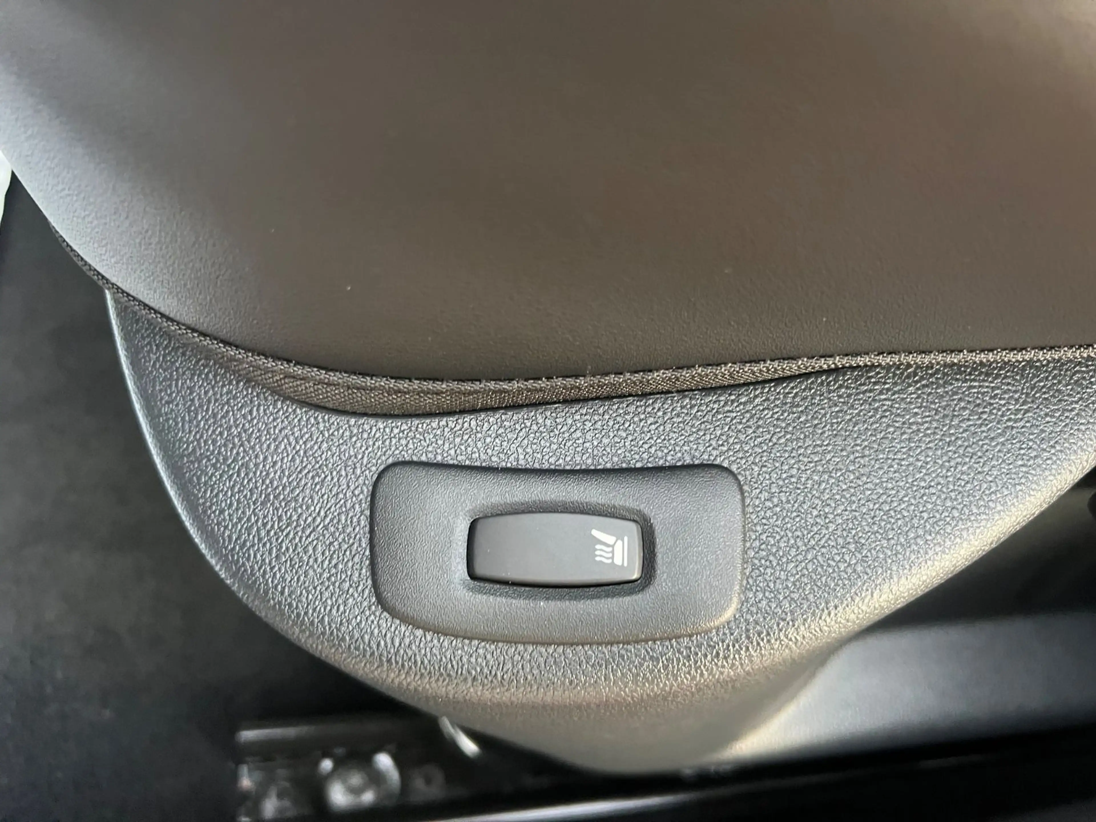 Renault Clio IV Intens*LED*Autom.**Kamera*Leder*Shz*Top! — photo 14
